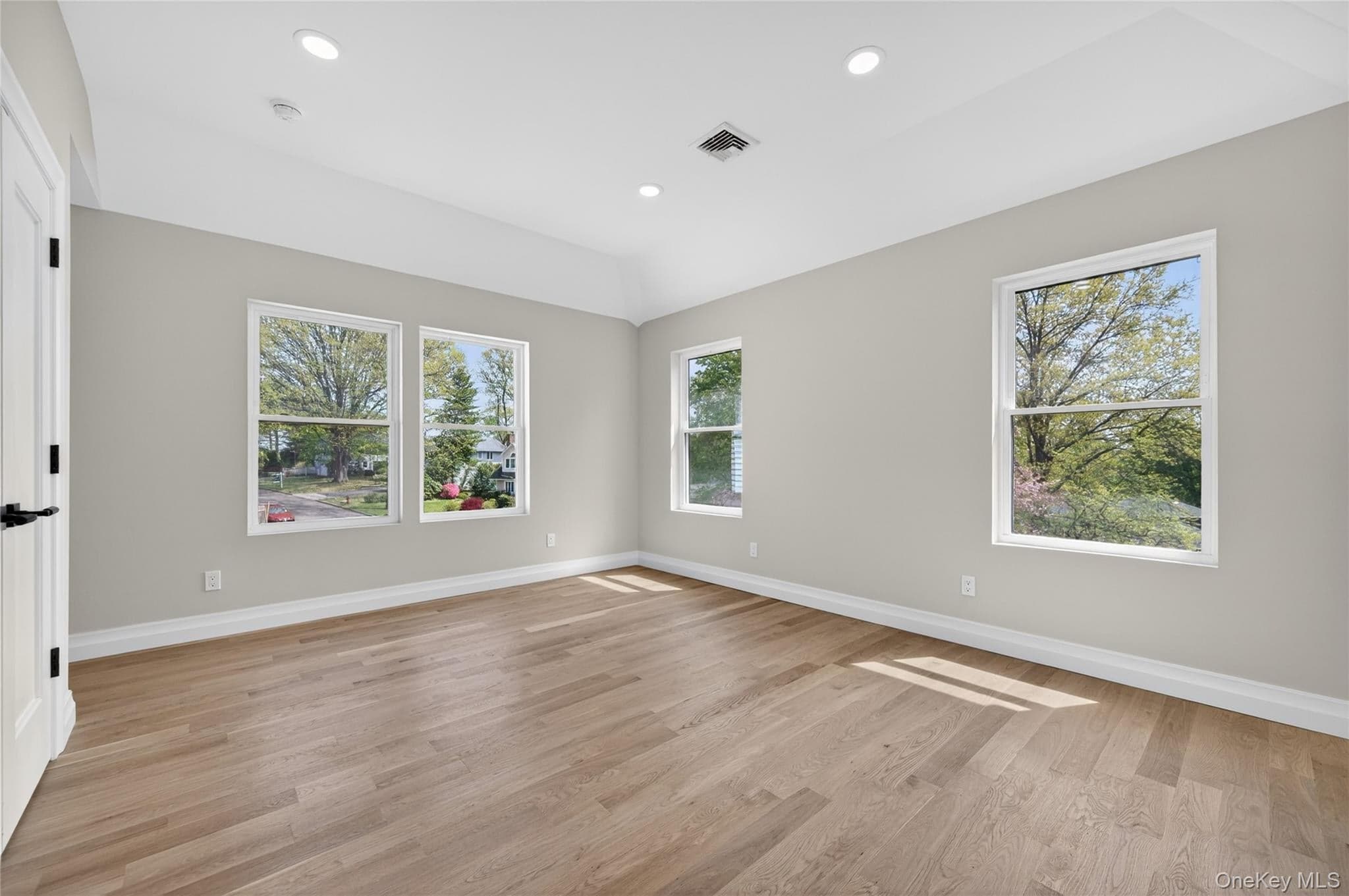 15 Ridge Drive thumbnail 29