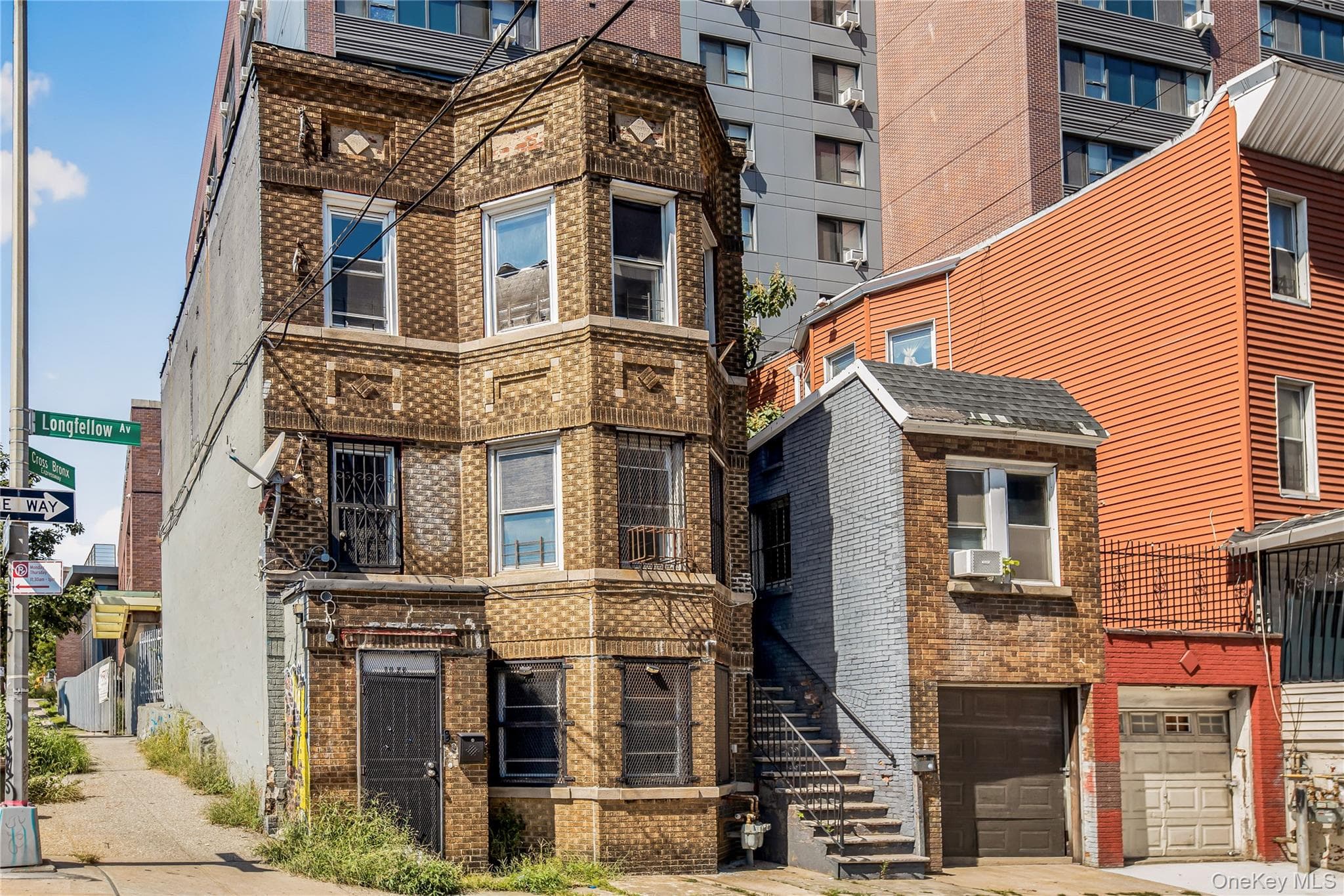 1893 Longfellow Avenue thumbnail 2