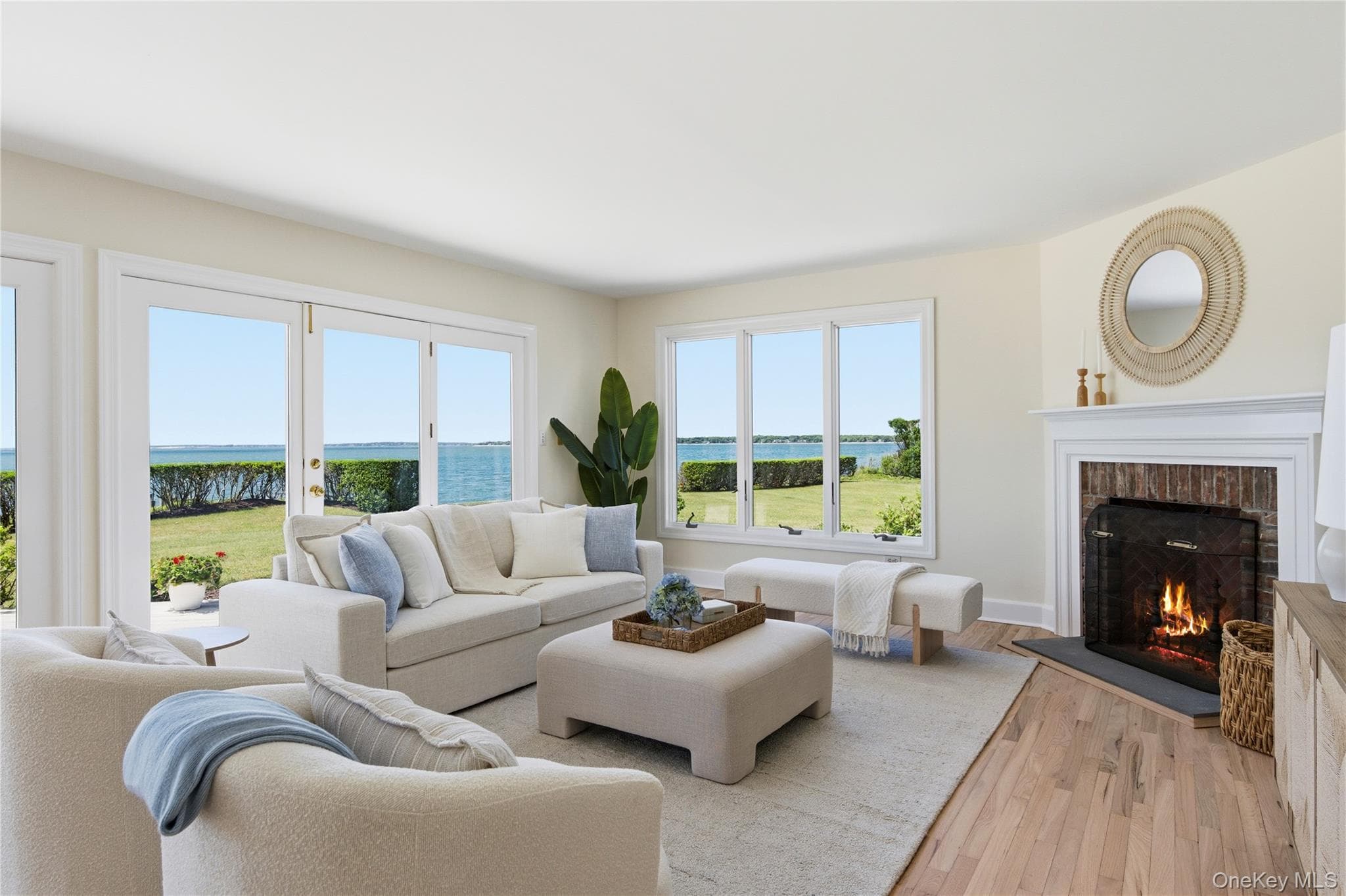 90 Peconic Avenue thumbnail 9