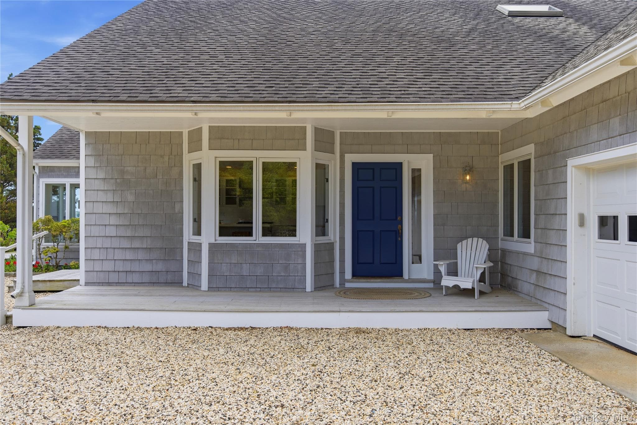 90 Peconic Avenue thumbnail 6
