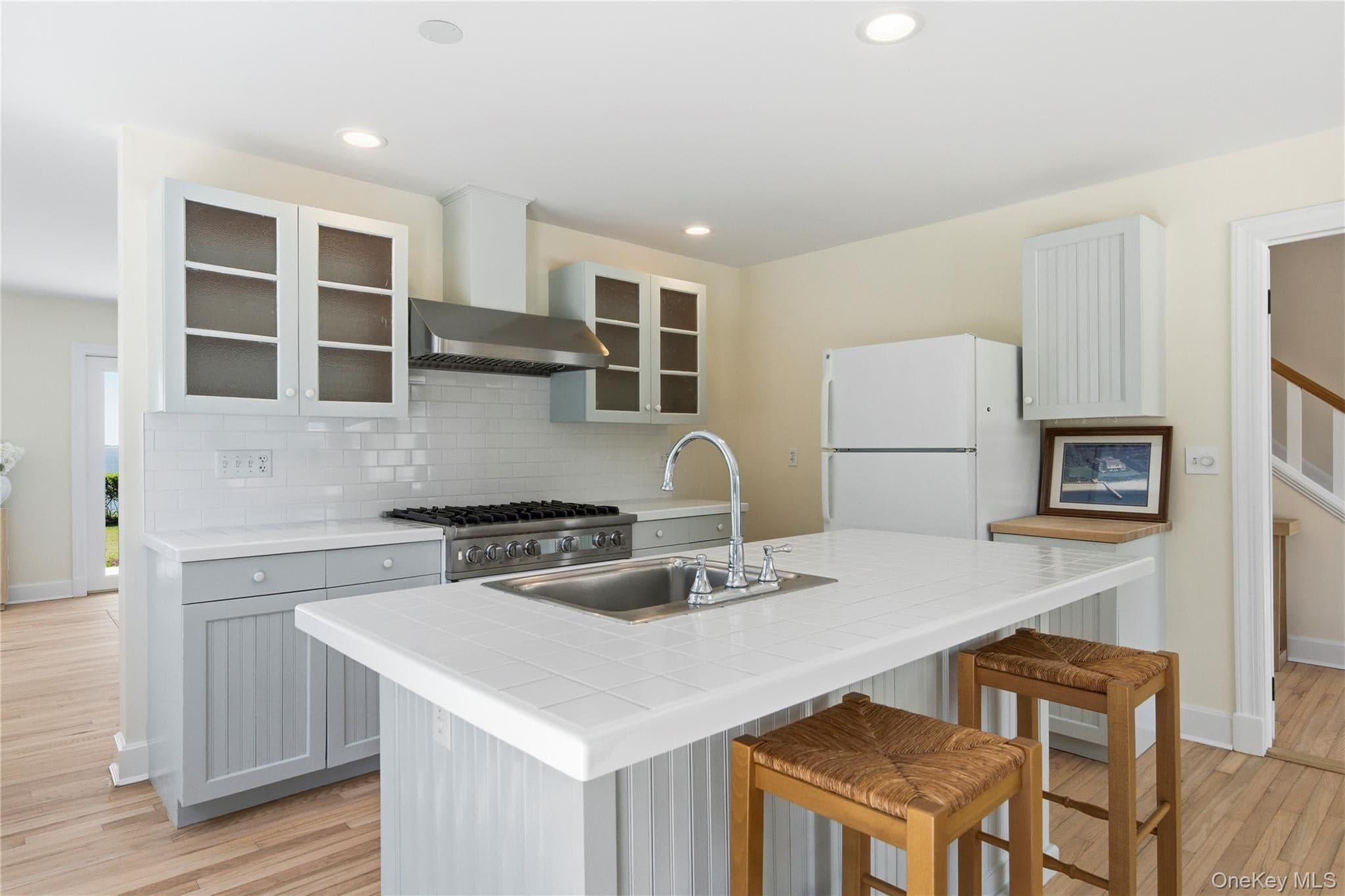 90 Peconic Avenue thumbnail 17