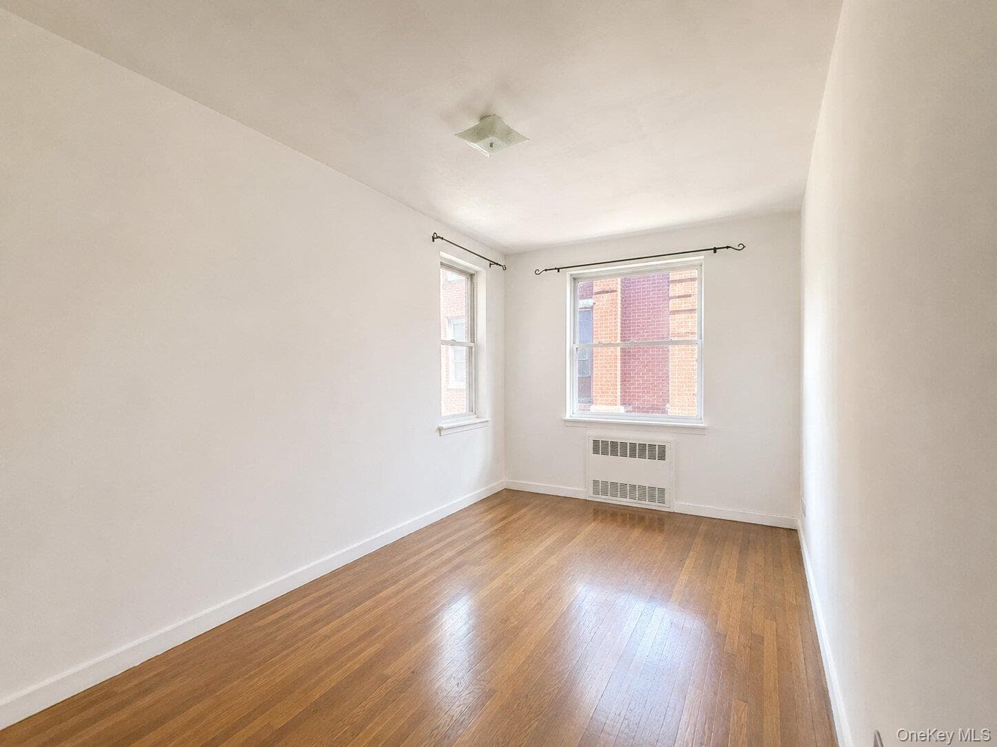 4295 Webster Avenue Unit: 2D thumbnail 11
