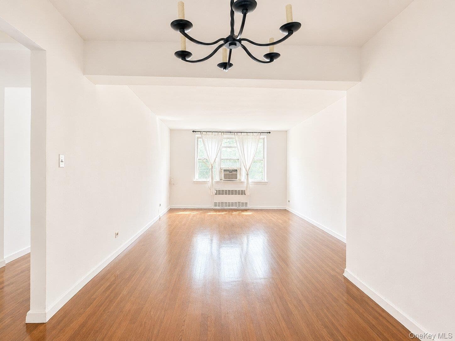 4295 Webster Avenue Unit: 2D thumbnail 3
