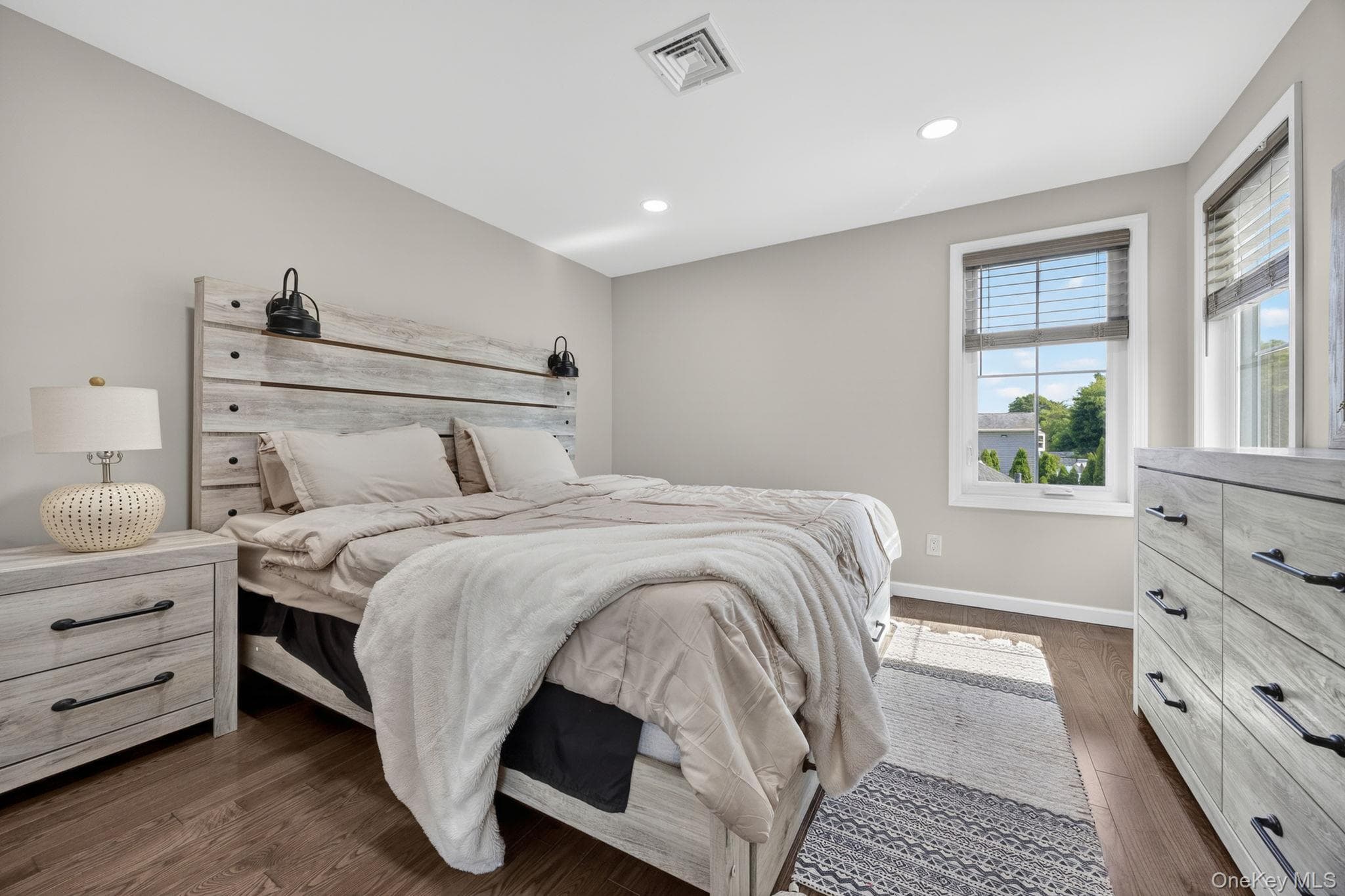 99 Kuhl Avenue thumbnail 19