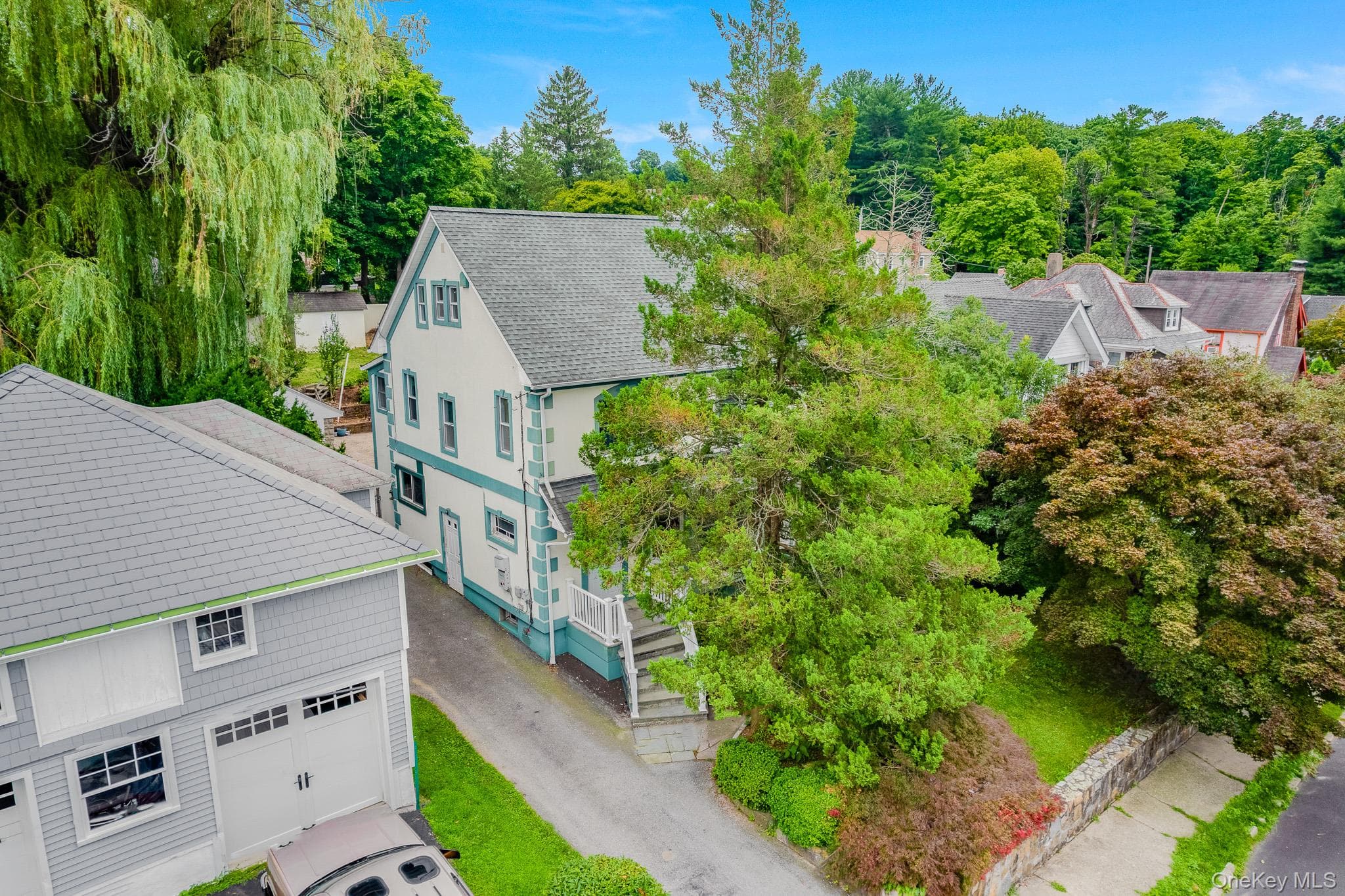 211 Pomeroy Street thumbnail 4