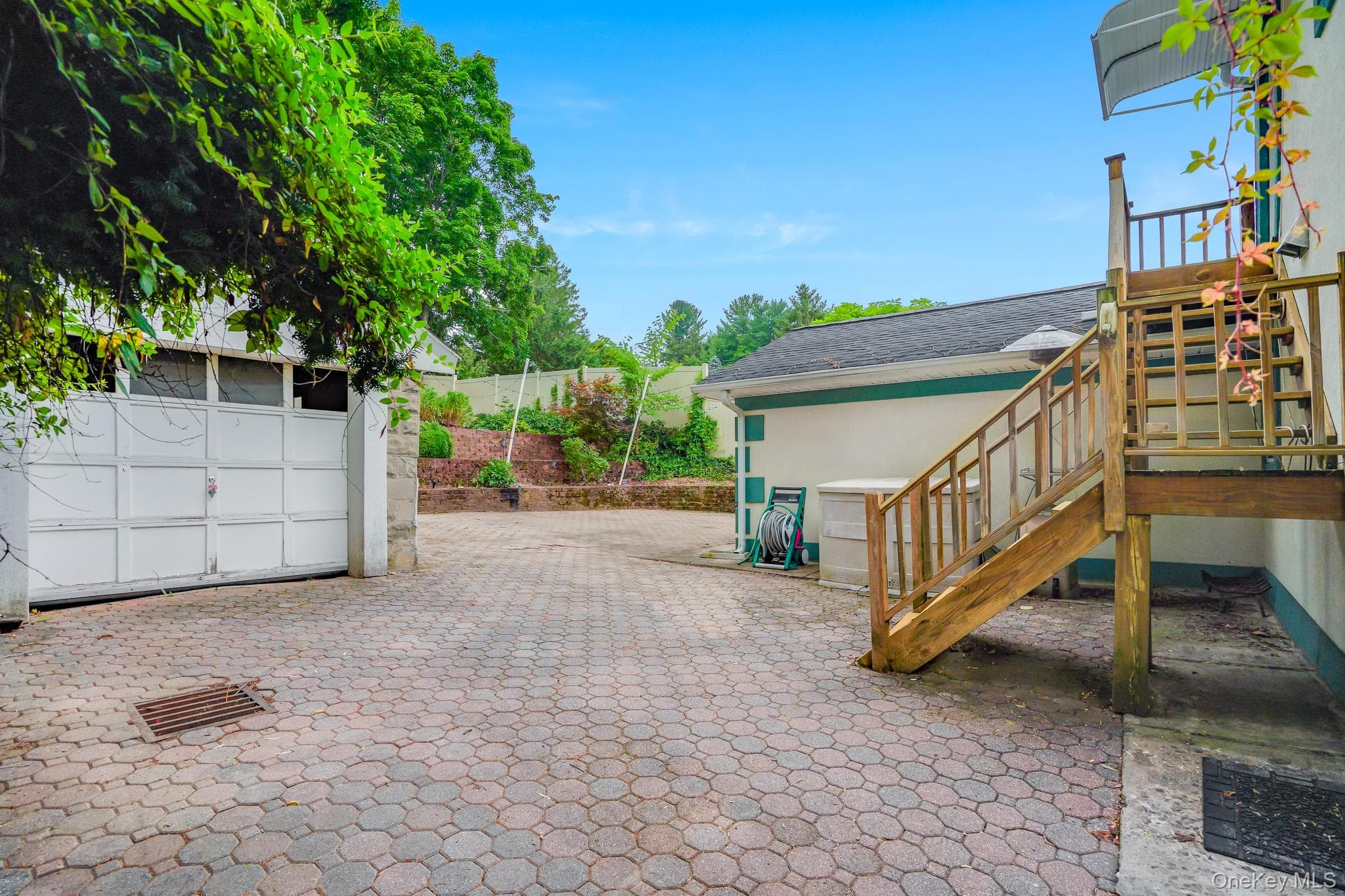 211 Pomeroy Street thumbnail 33
