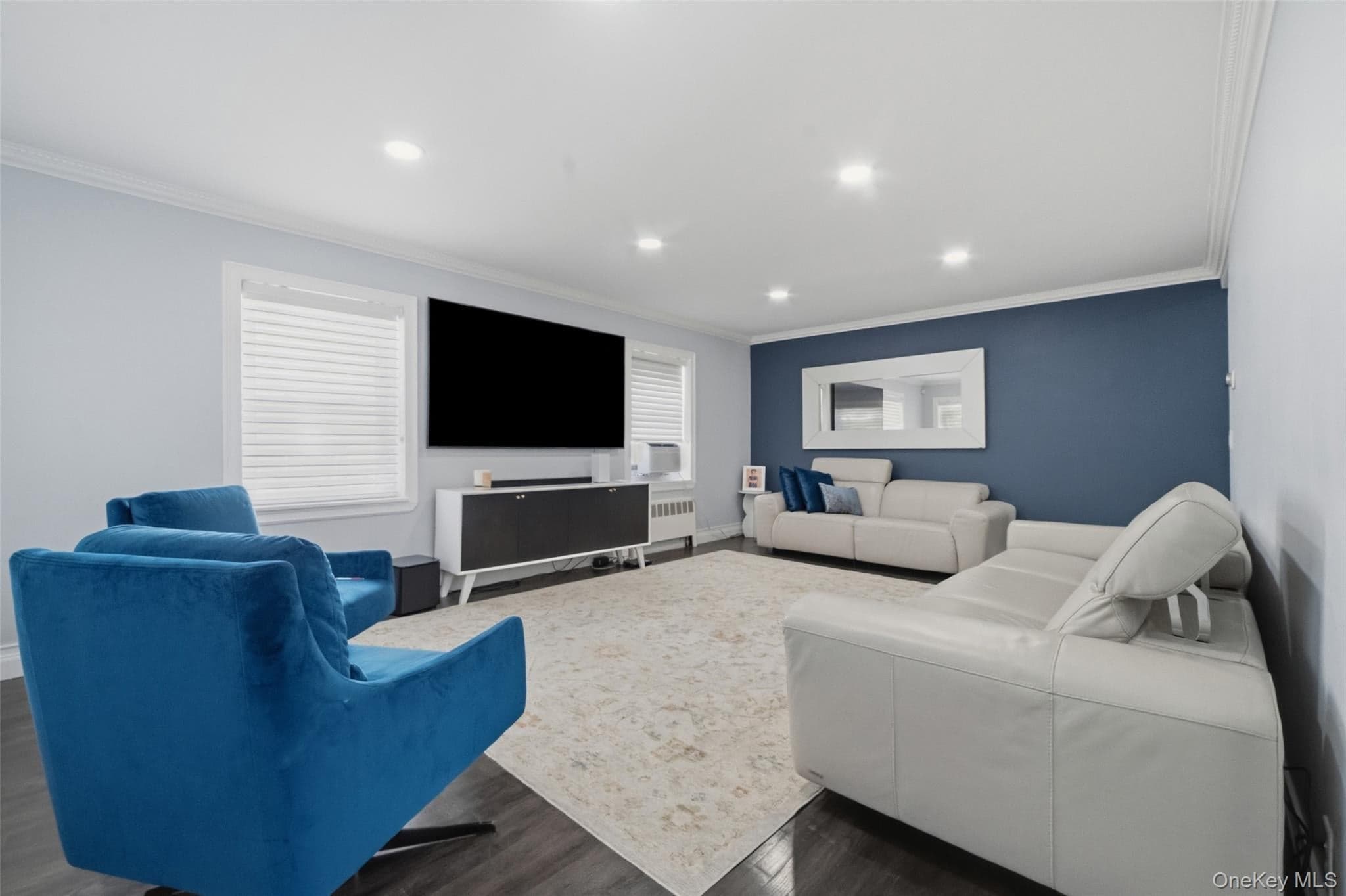 1090 Midland Avenue thumbnail 4