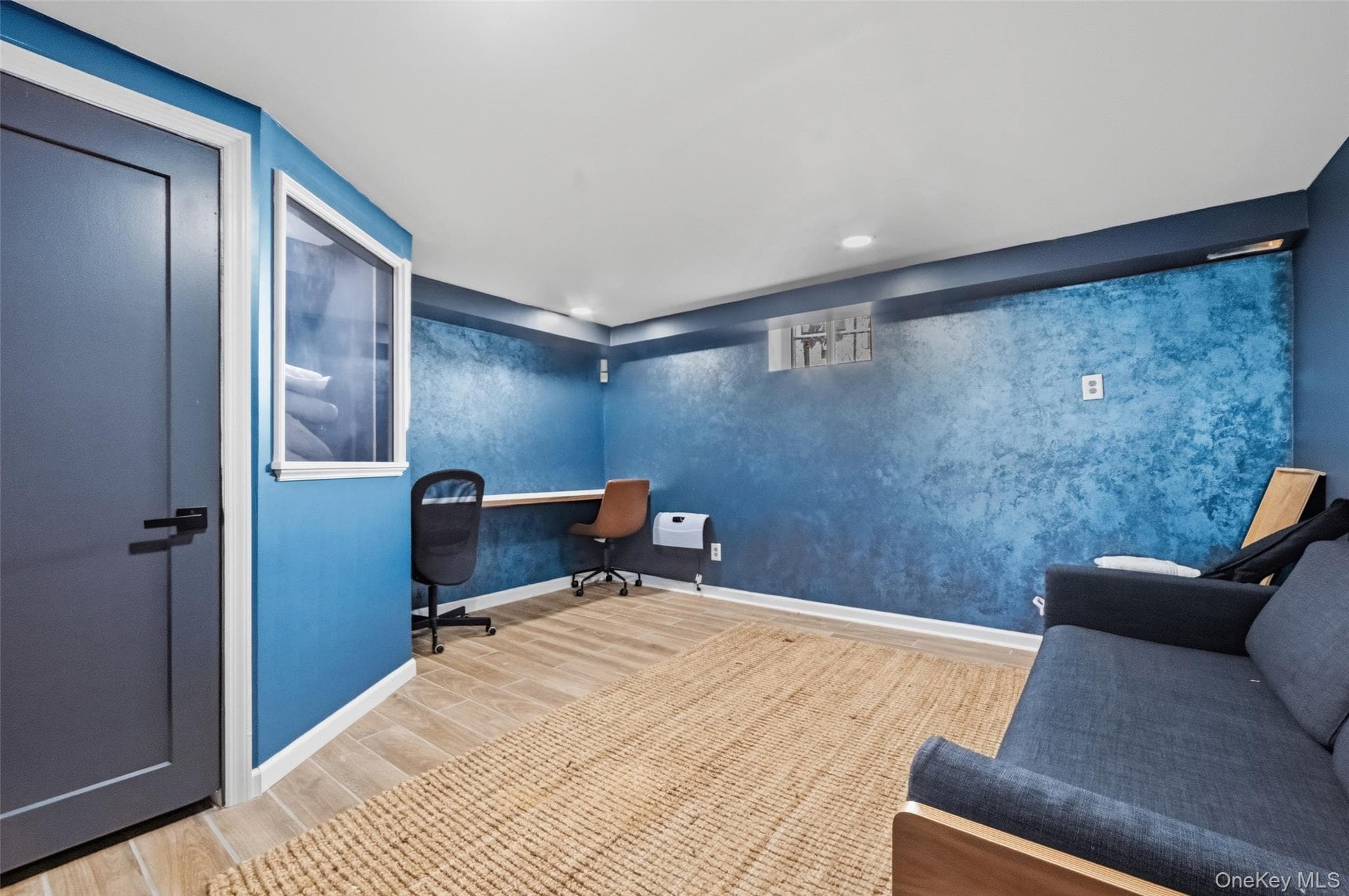 1090 Midland Avenue thumbnail 18