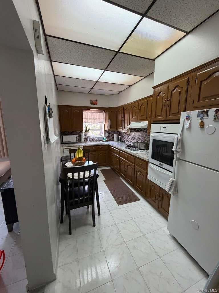 74-14 65th Street thumbnail 5