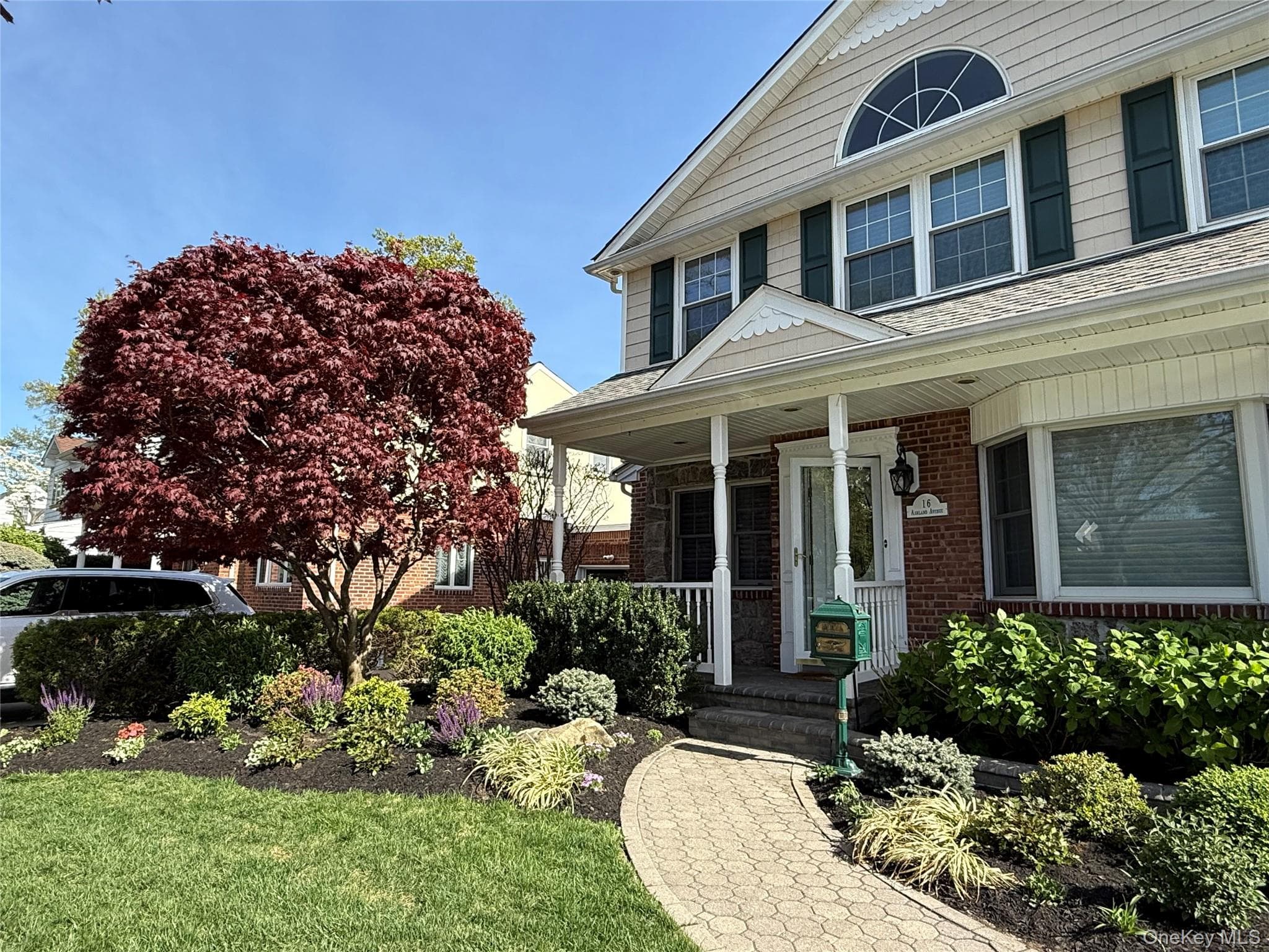 16 Ashland Avenue thumbnail 13
