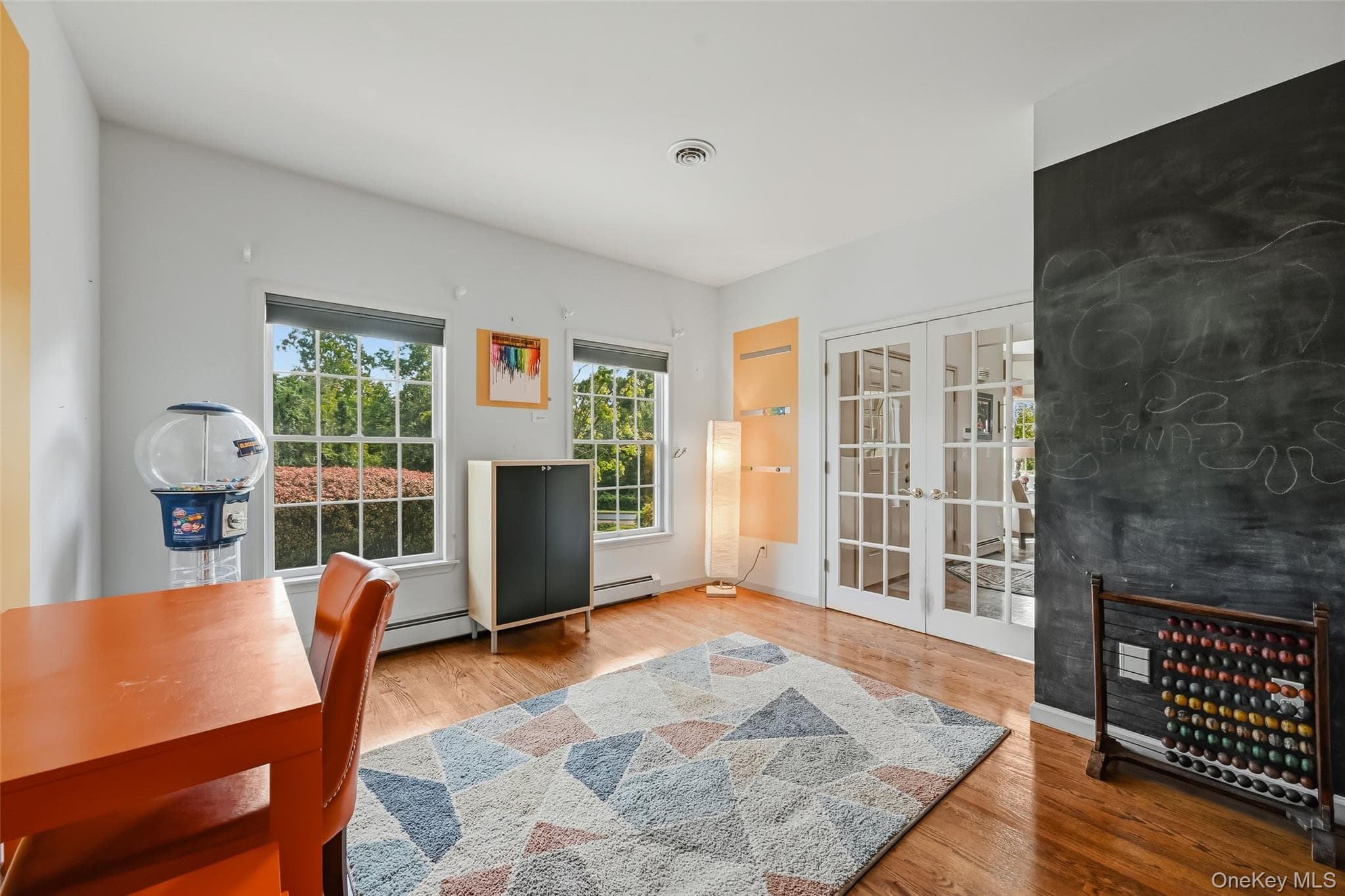 48 Greenwich Avenue thumbnail 10