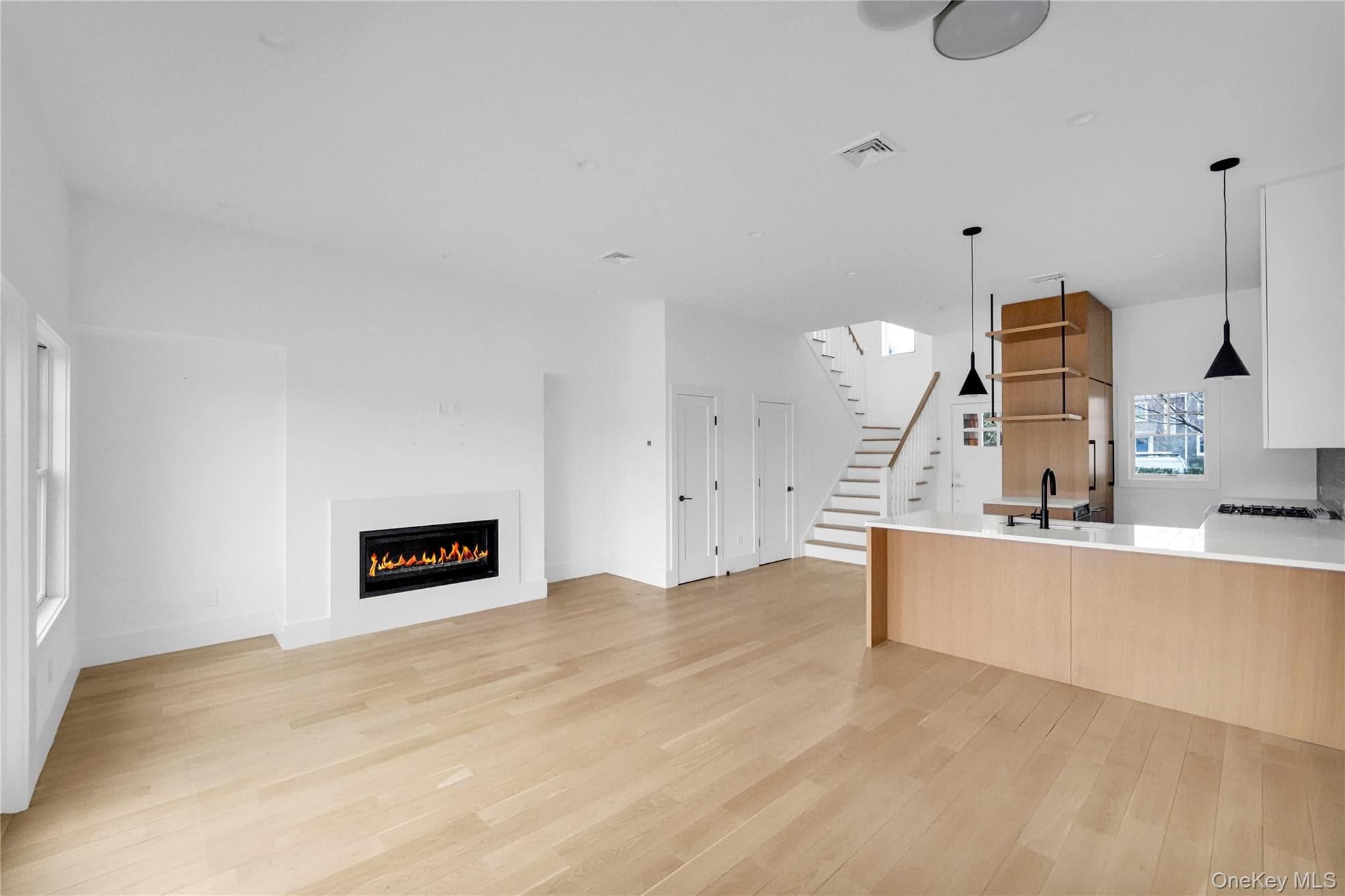 68 Foster Avenue Unit: 4 thumbnail 9