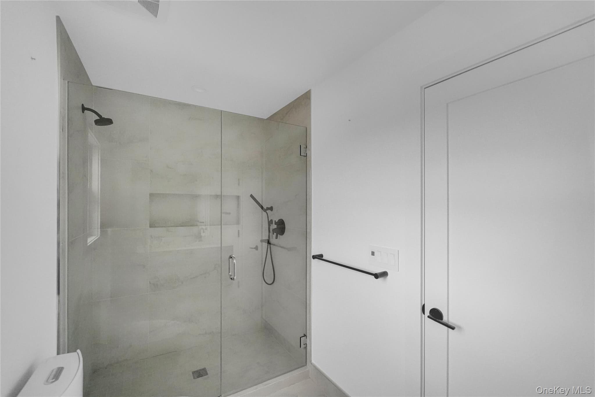 68 Foster Avenue Unit: 4 thumbnail 14