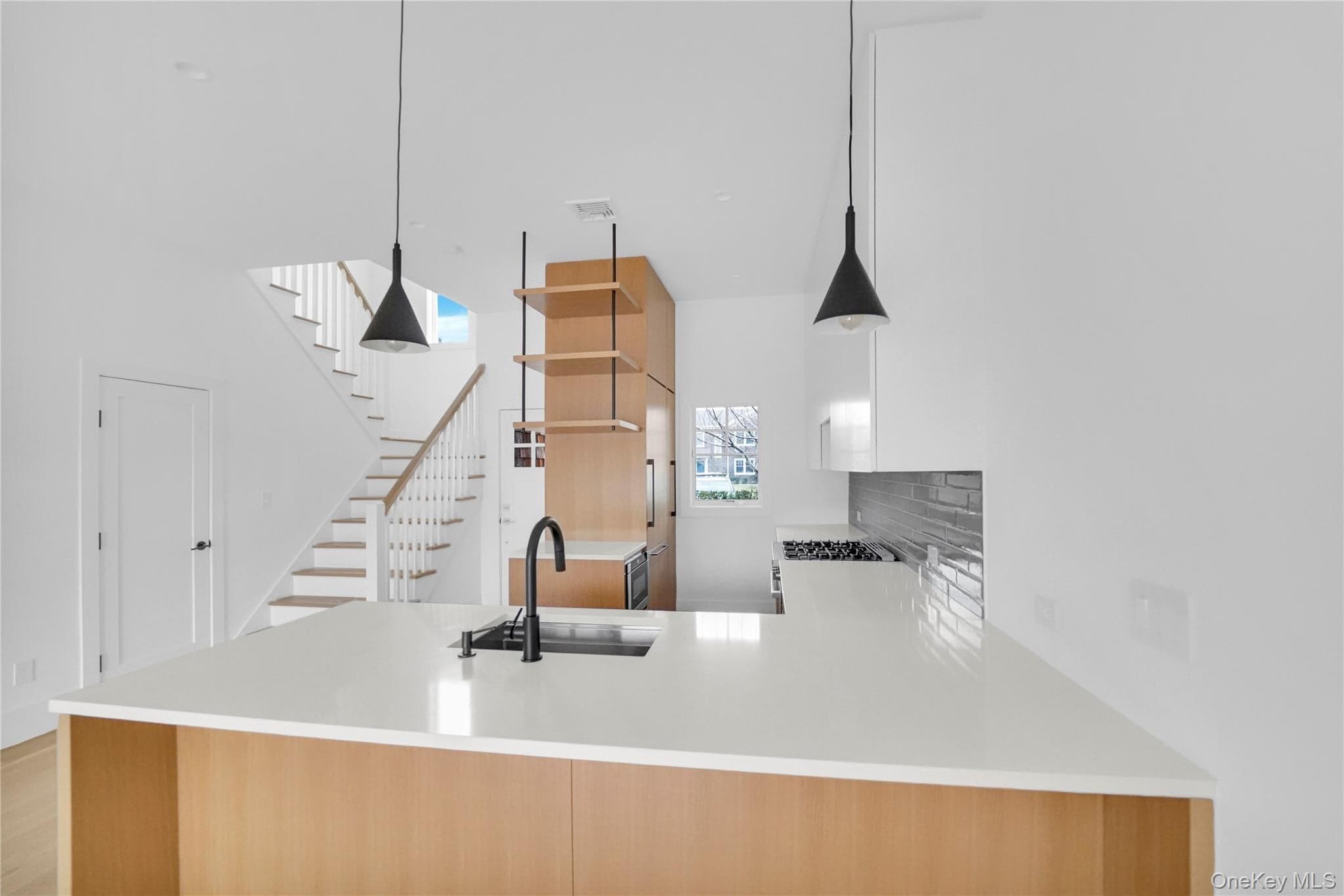 68 Foster Avenue Unit: 4 thumbnail 6