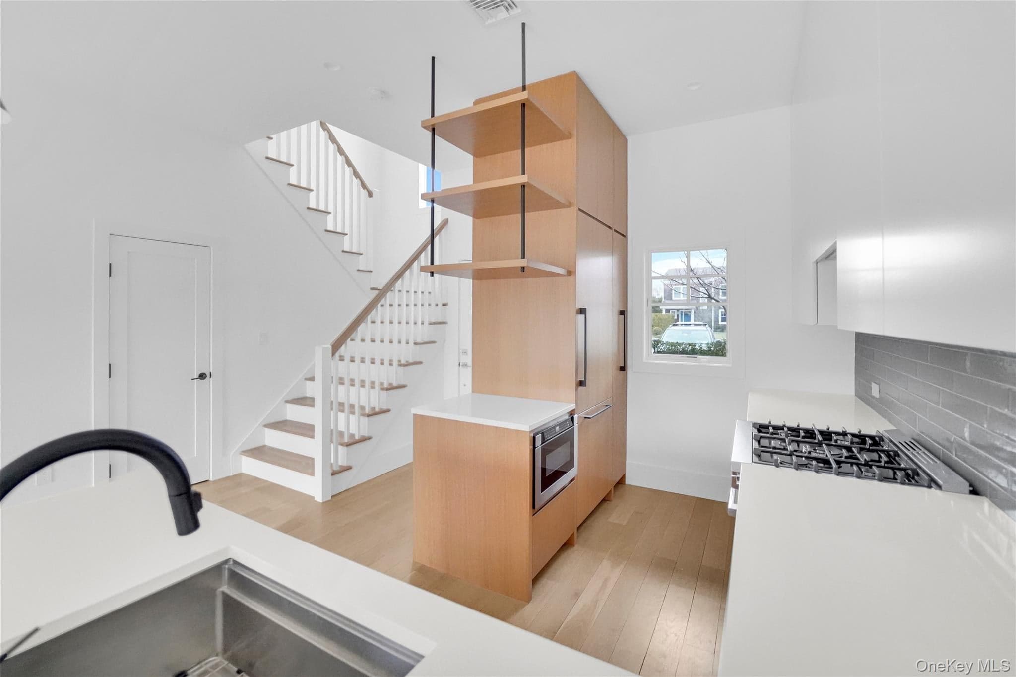 68 Foster Avenue Unit: 4 thumbnail 11