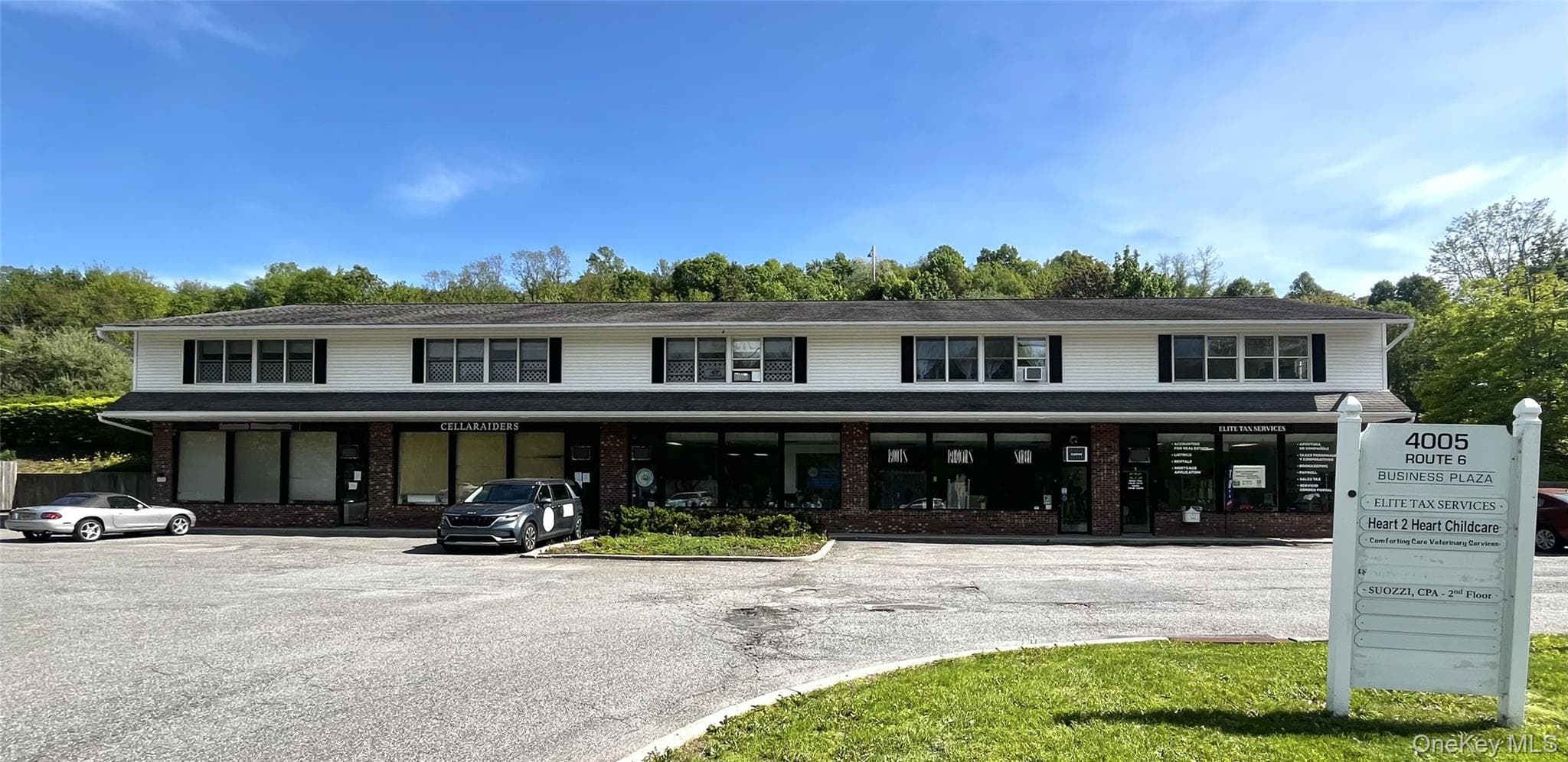 4005 Danbury Road photo 1