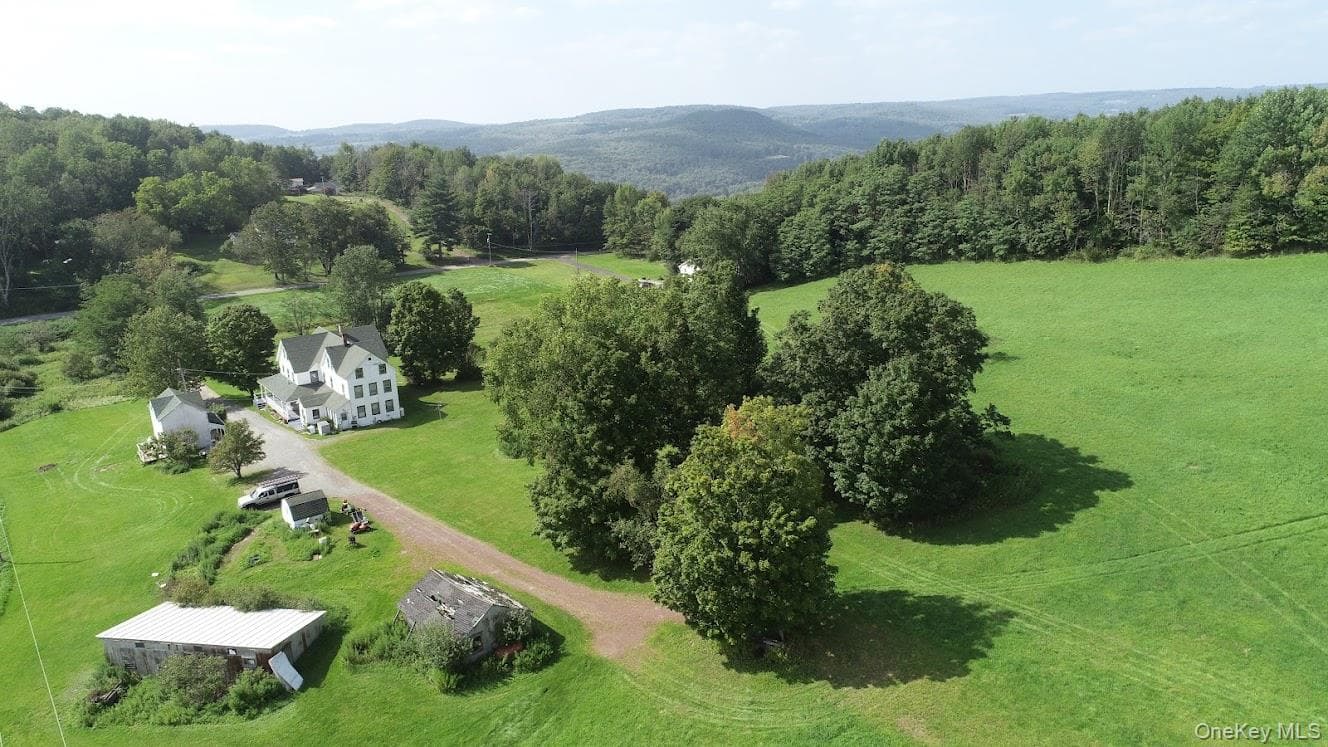 354 E Hill Road thumbnail 42