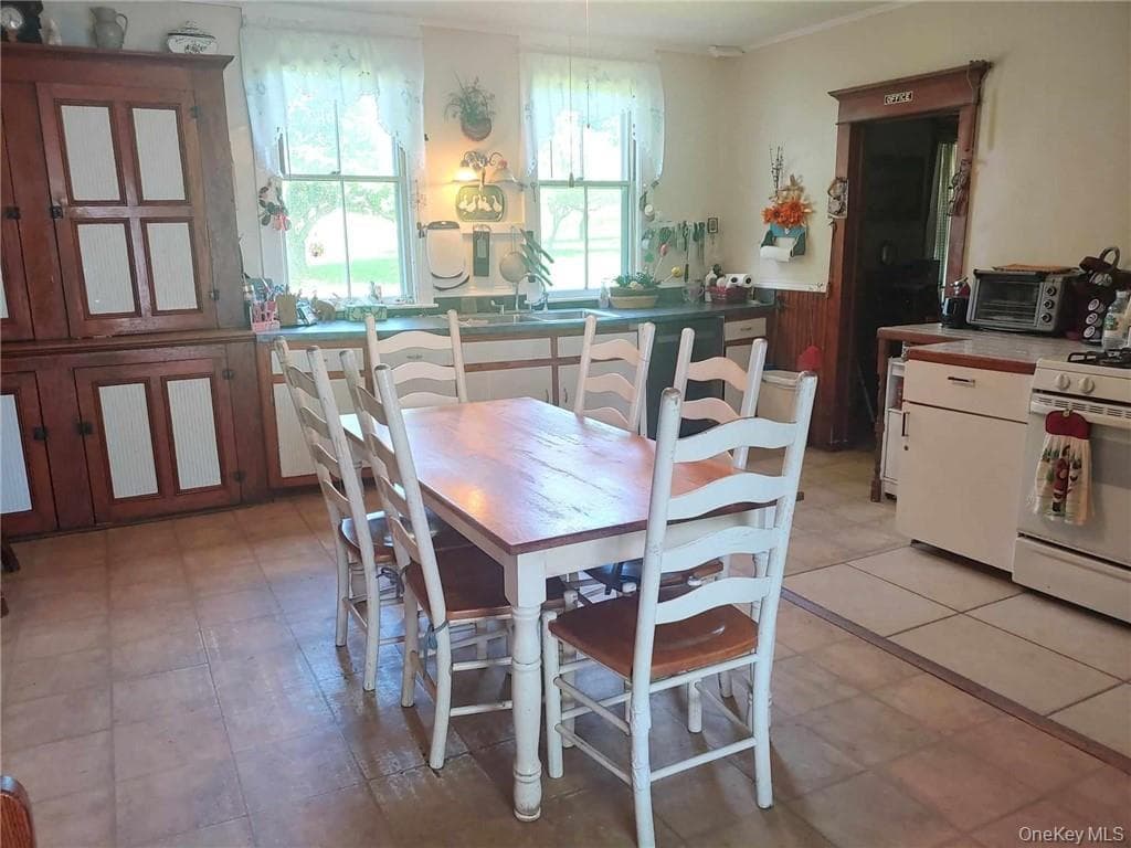 354 E Hill Road thumbnail 7