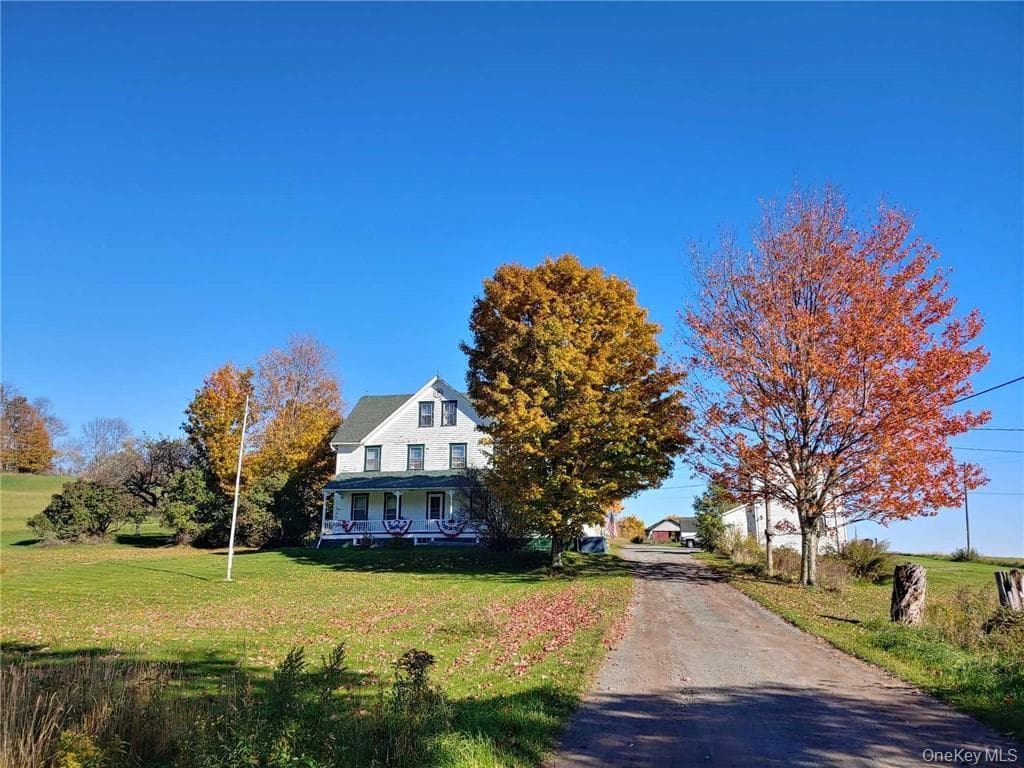 354 E Hill Road thumbnail 22
