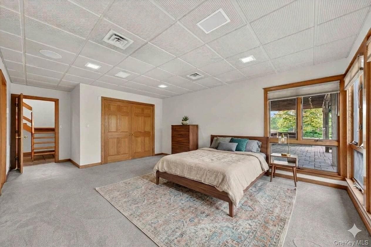 165 Hasbrouck Road thumbnail 30