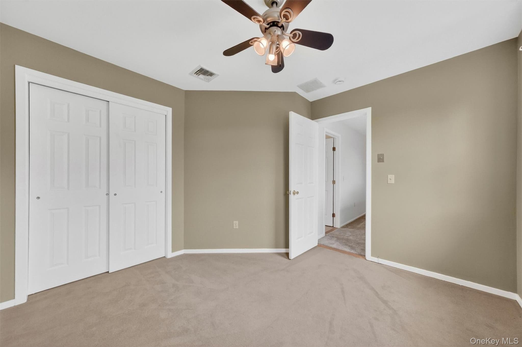 16 Woodfield Drive thumbnail 34