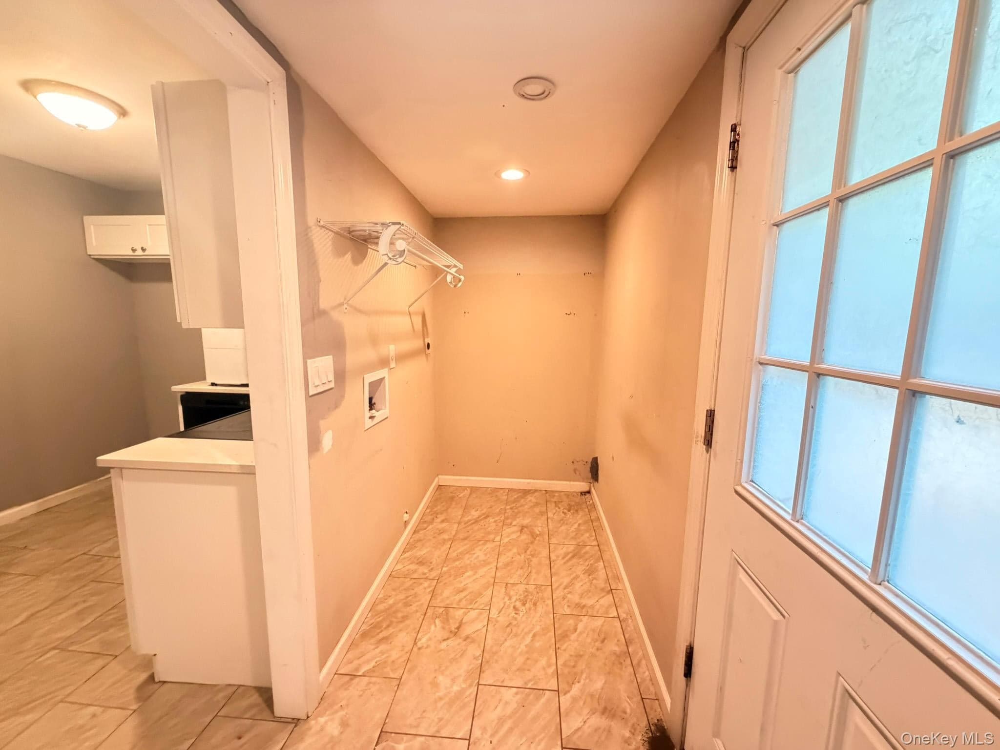 93 Lynbrook Drive thumbnail 10
