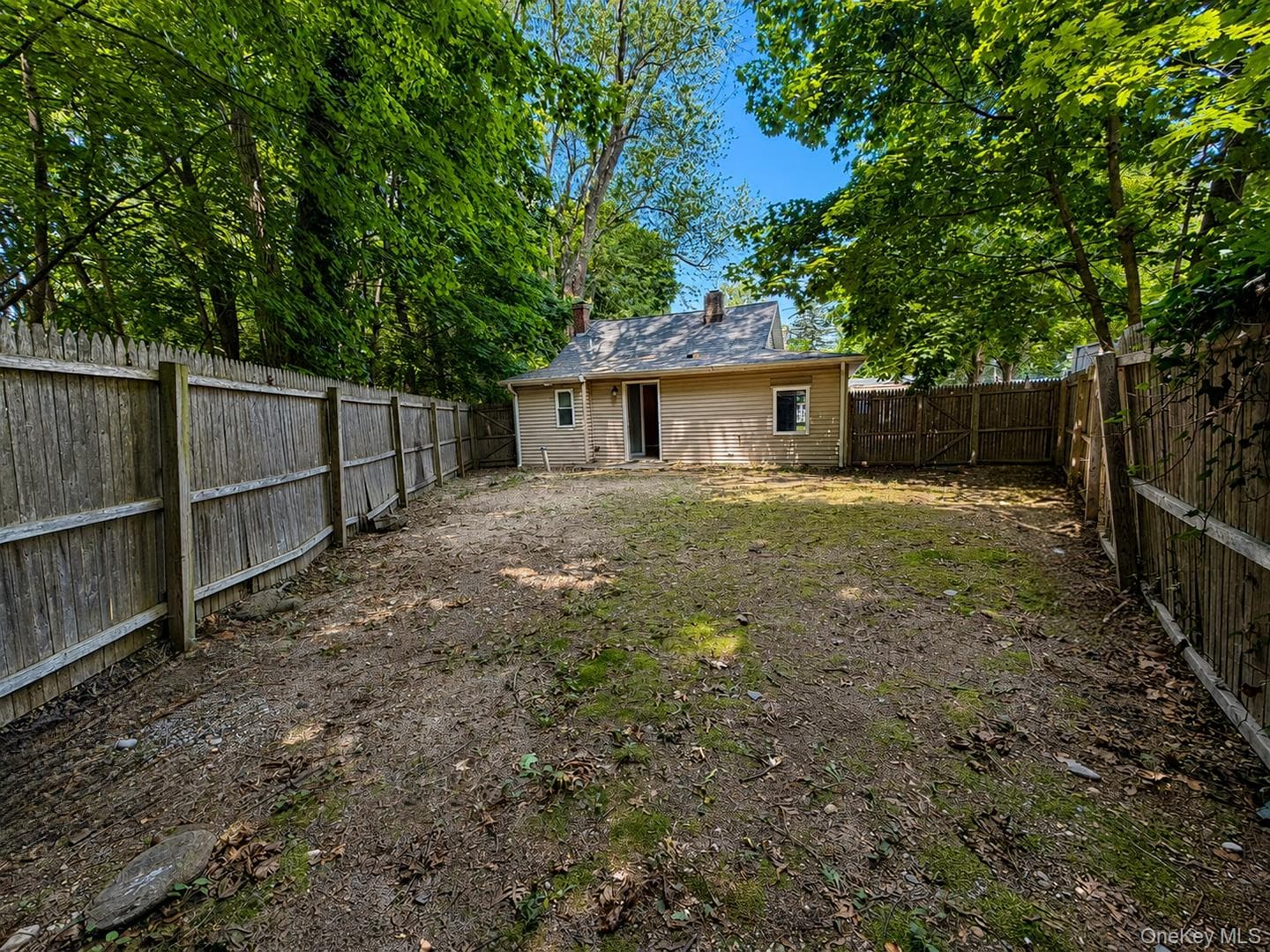 93 Lynbrook Drive thumbnail 19