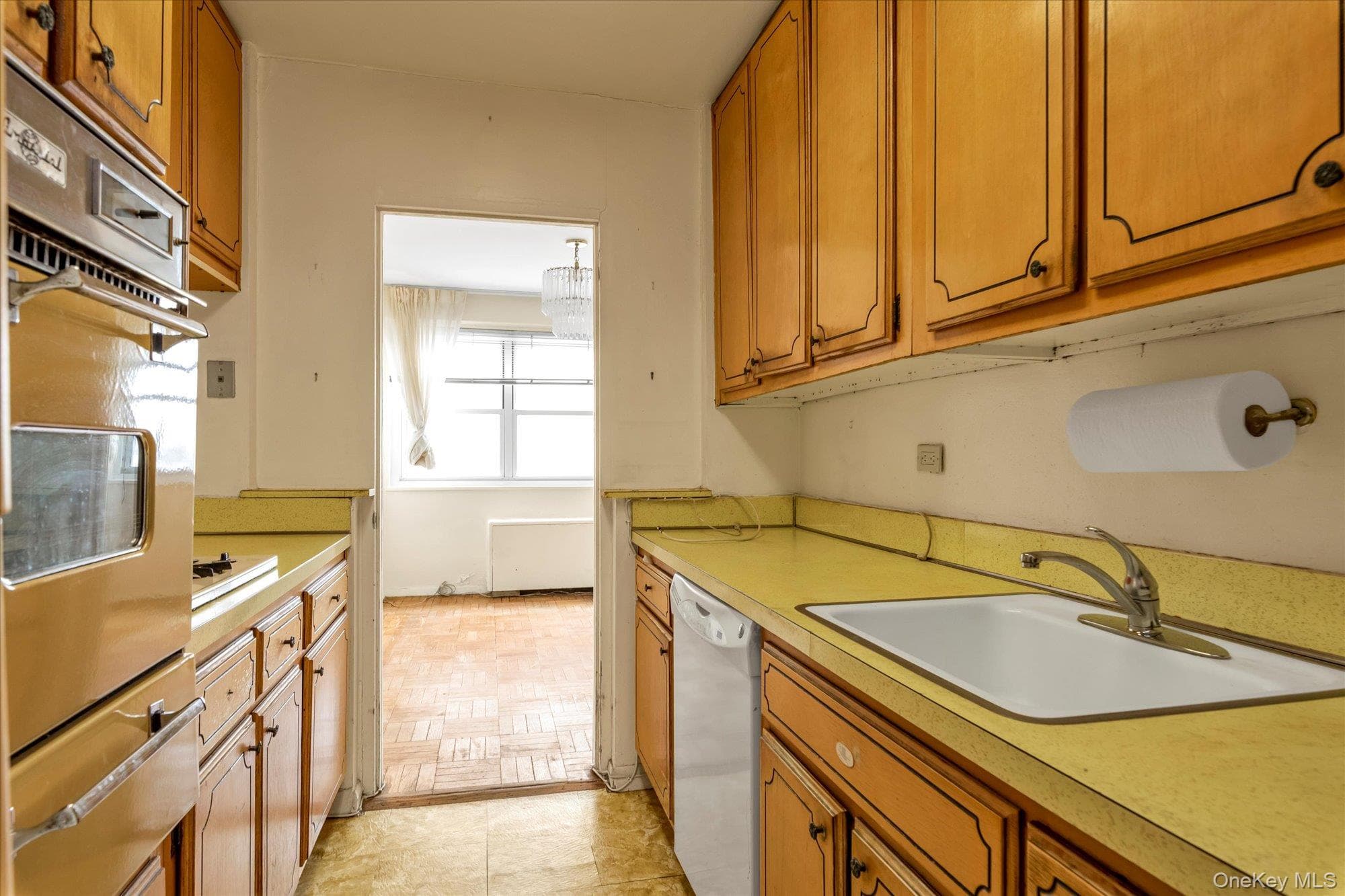 66-36 Yellowstone Blvd Blvd Unit: 18H thumbnail 8