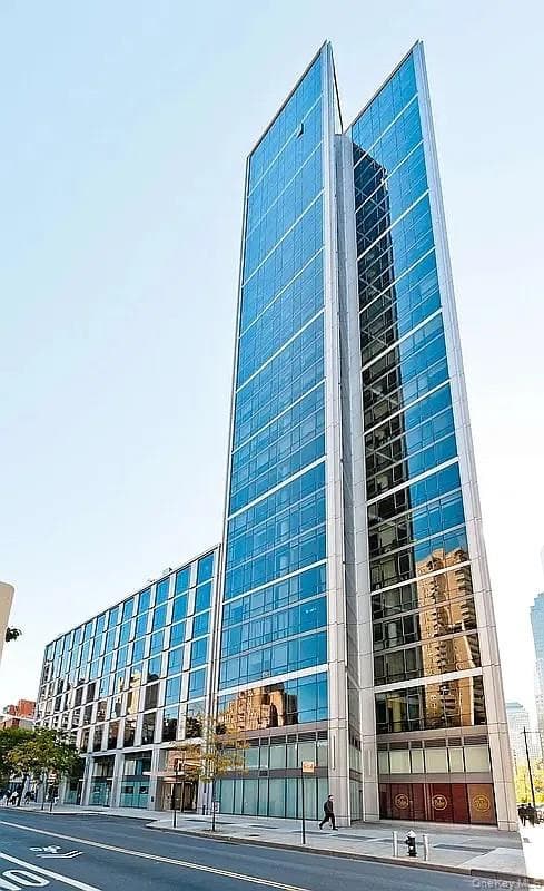 200 Chambers Street Unit: 17F, New York (manhattan)