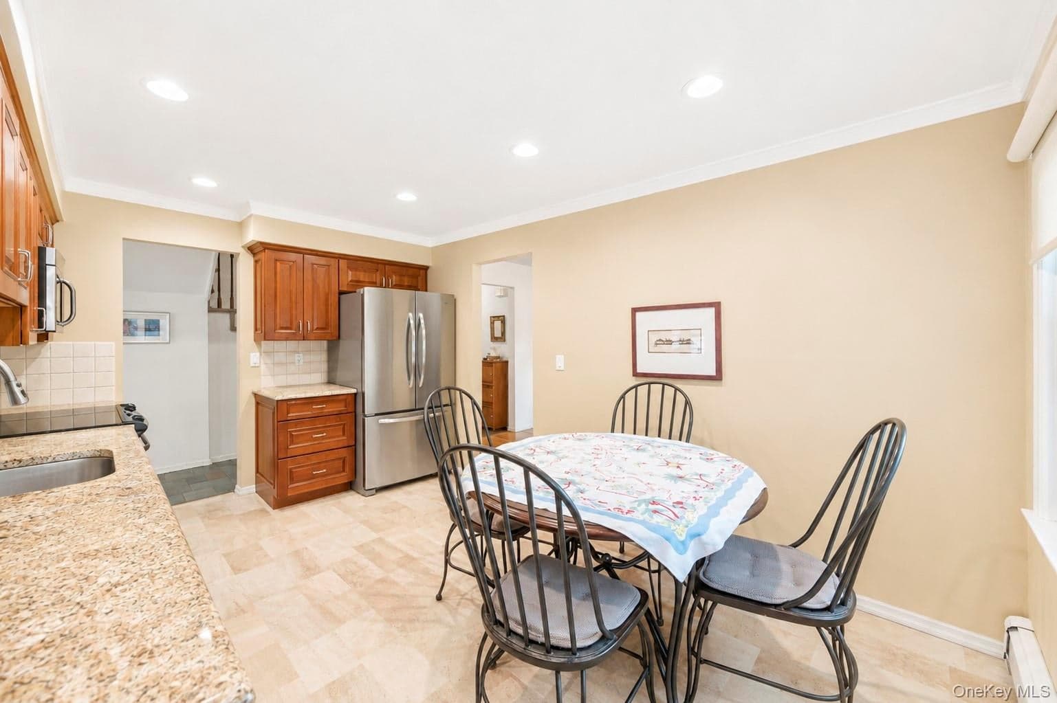 35 Sanford Street thumbnail 14