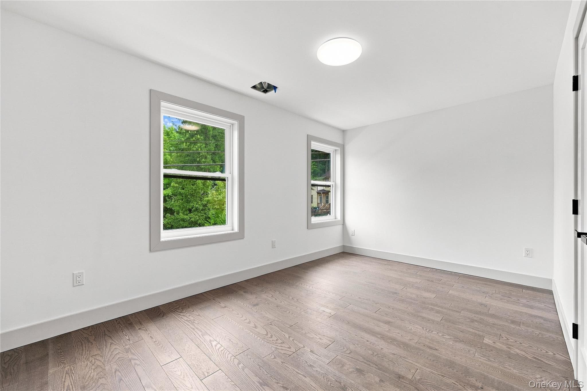 183 Center Street thumbnail 19