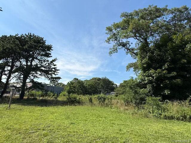 1287 Montauk Highway, Mastic