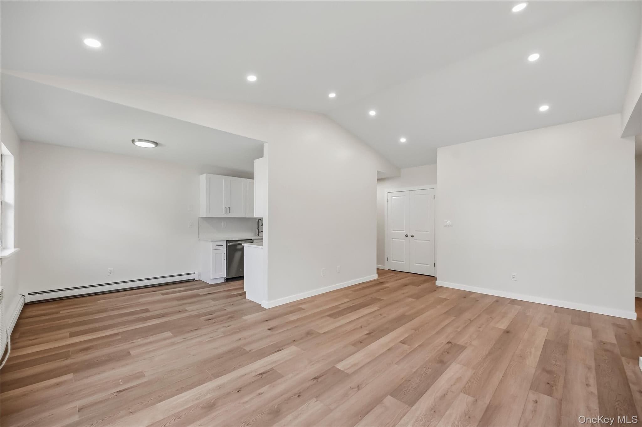 100 Hillside Drive Unit: B10 thumbnail 17