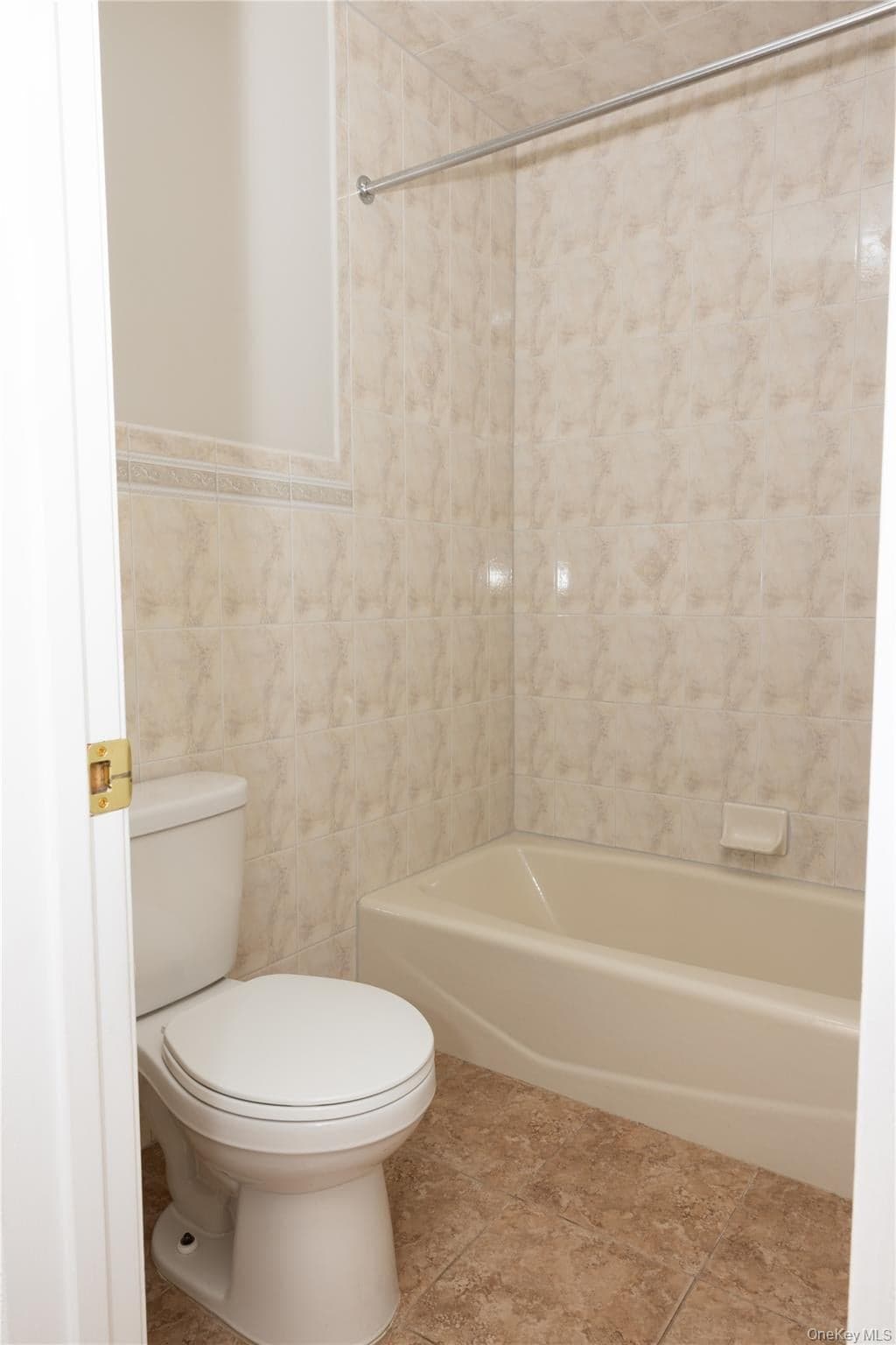 4 Rita Avenue Unit: B thumbnail 17