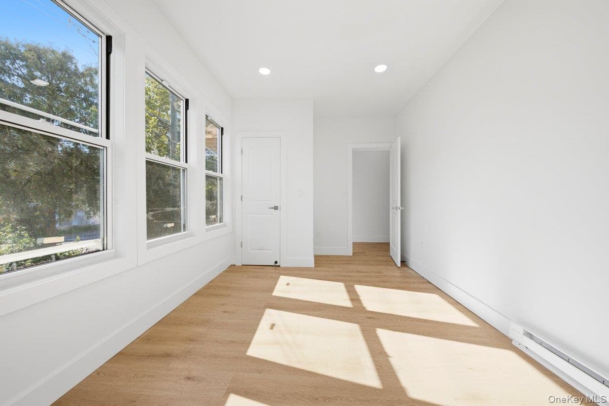3038 Tiemann Avenue thumbnail 21