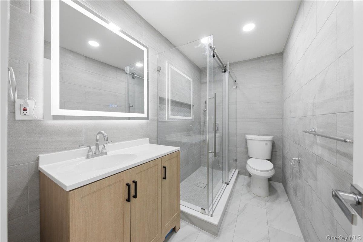 3038 Tiemann Avenue thumbnail 15