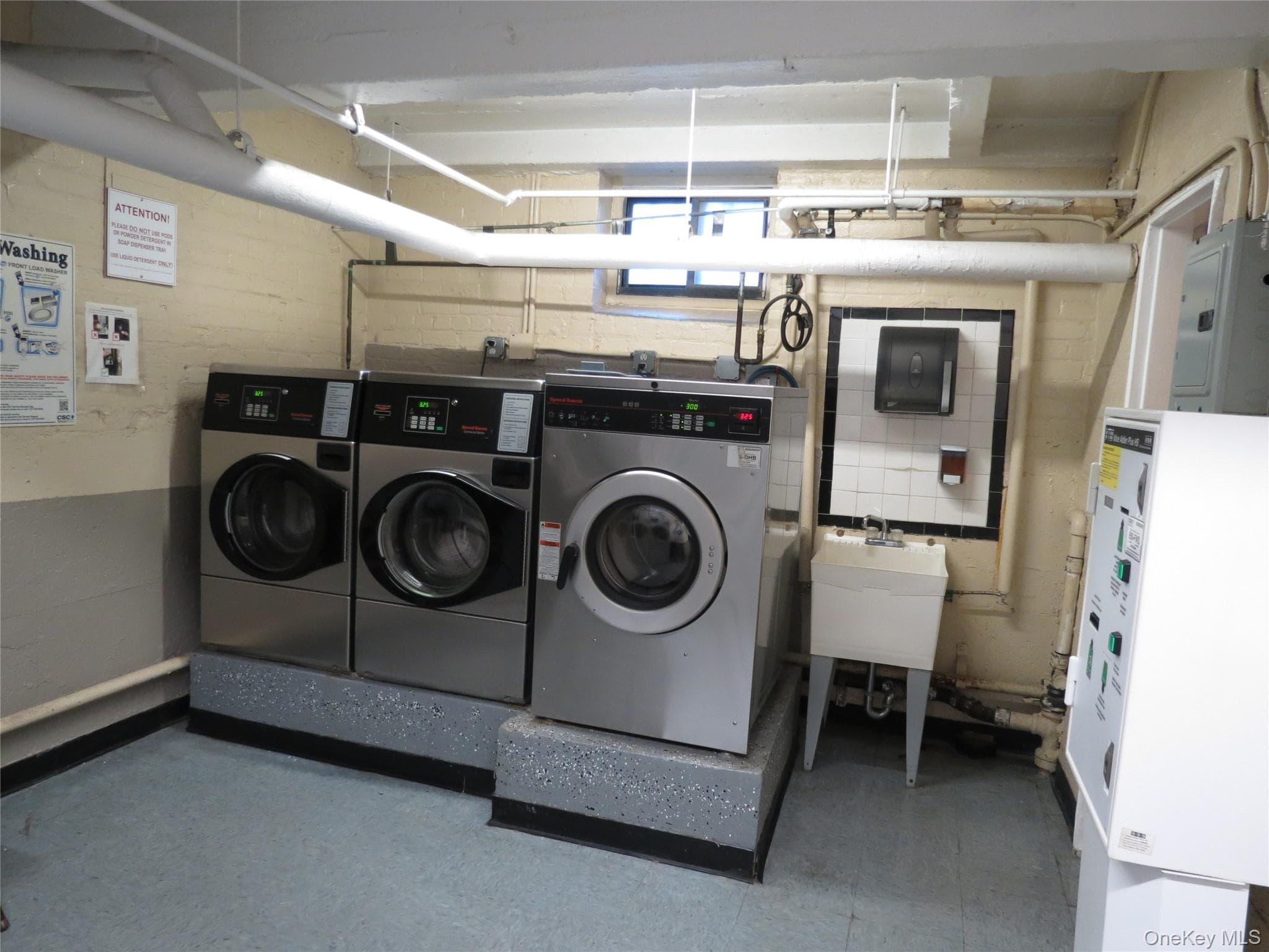 147-14 84th Road Unit: 2A thumbnail 25
