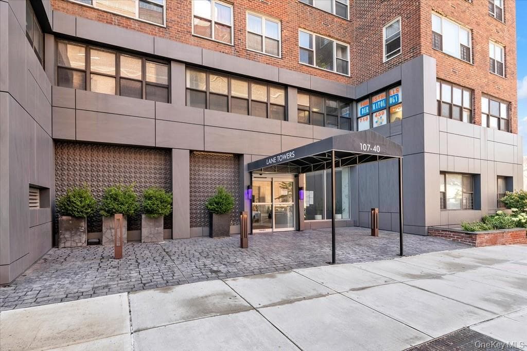 107-40 Queens Boulevard Unit: 12G photo 1