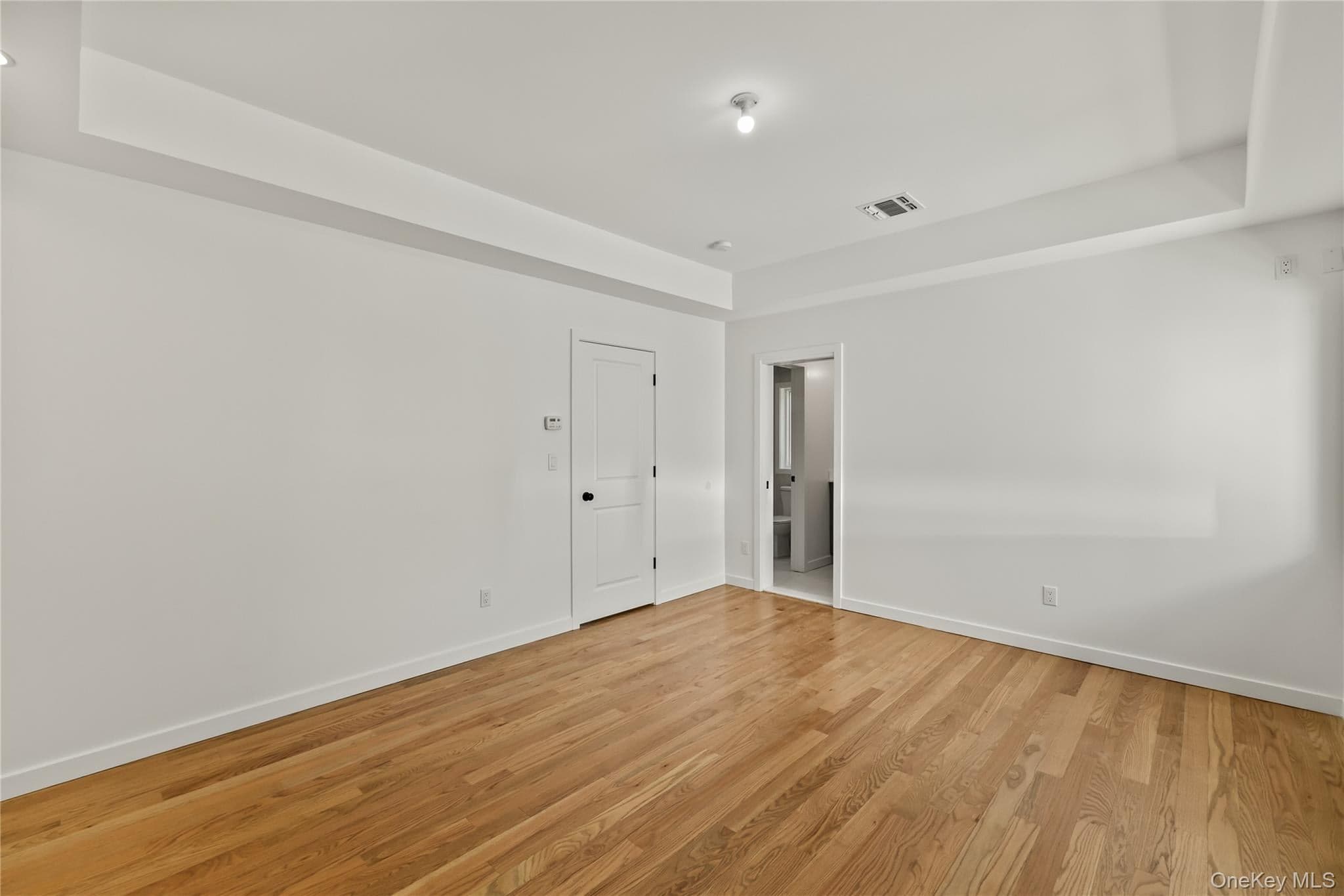 37 Ewing Avenue Unit: 201 thumbnail 31