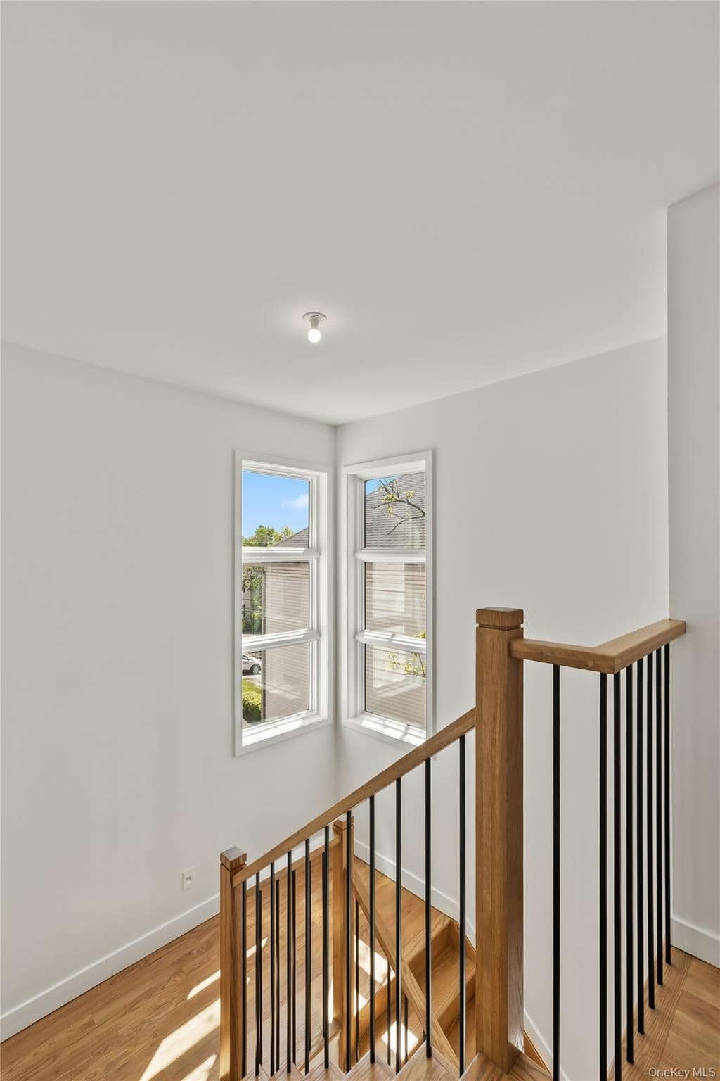37 Ewing Avenue Unit: 201 thumbnail 23