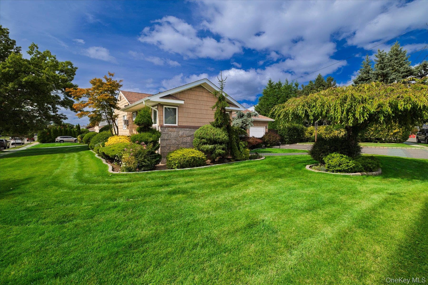 2163 Jacqueline Avenue thumbnail 4