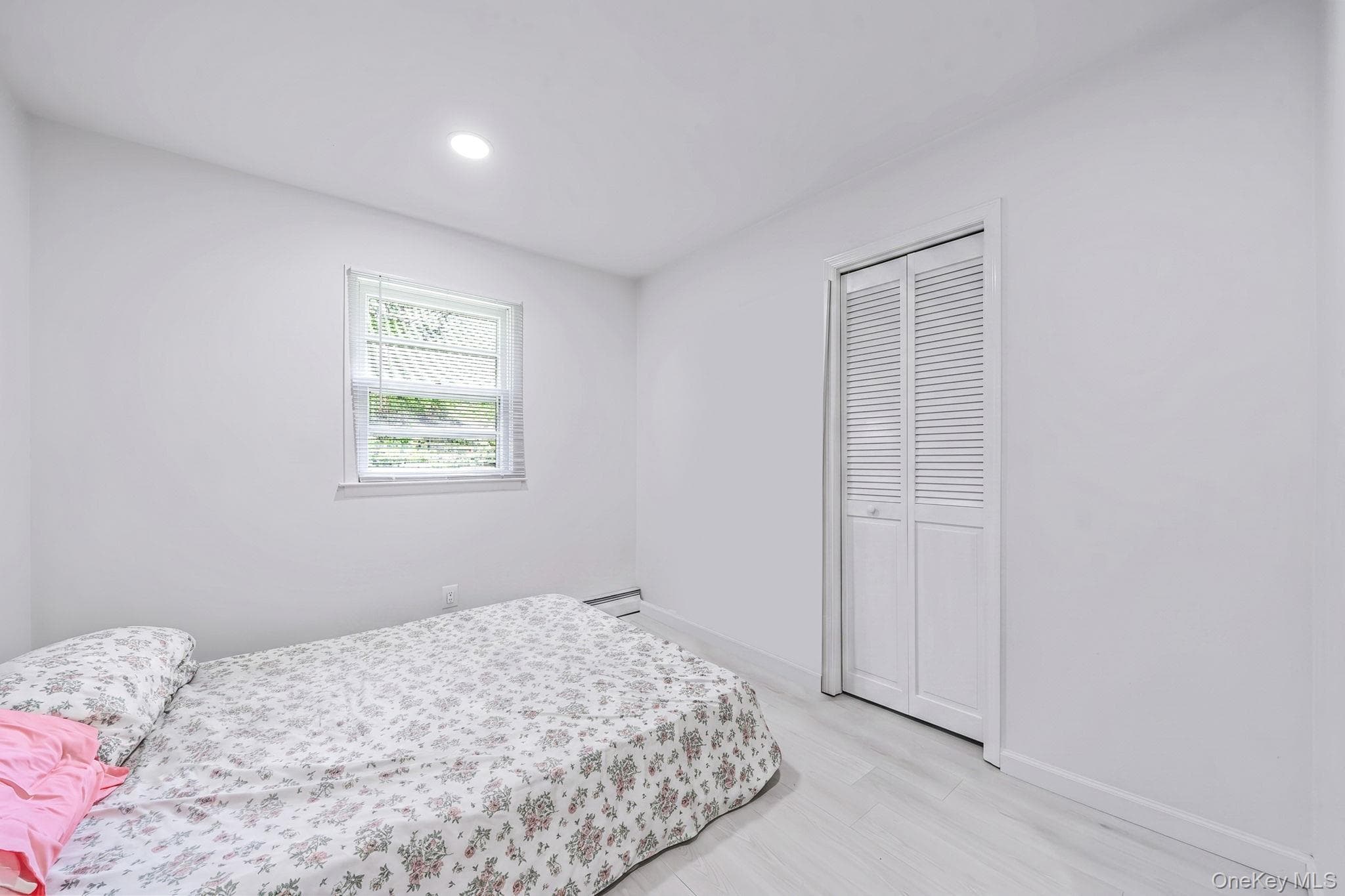 136 Woodhull Road thumbnail 16