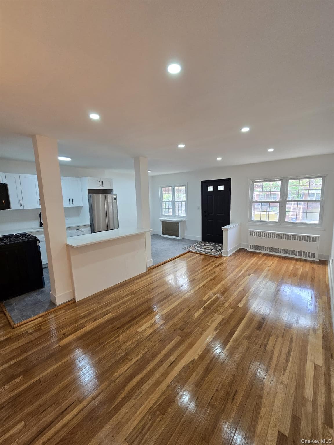 1161 E 101st Street thumbnail 6