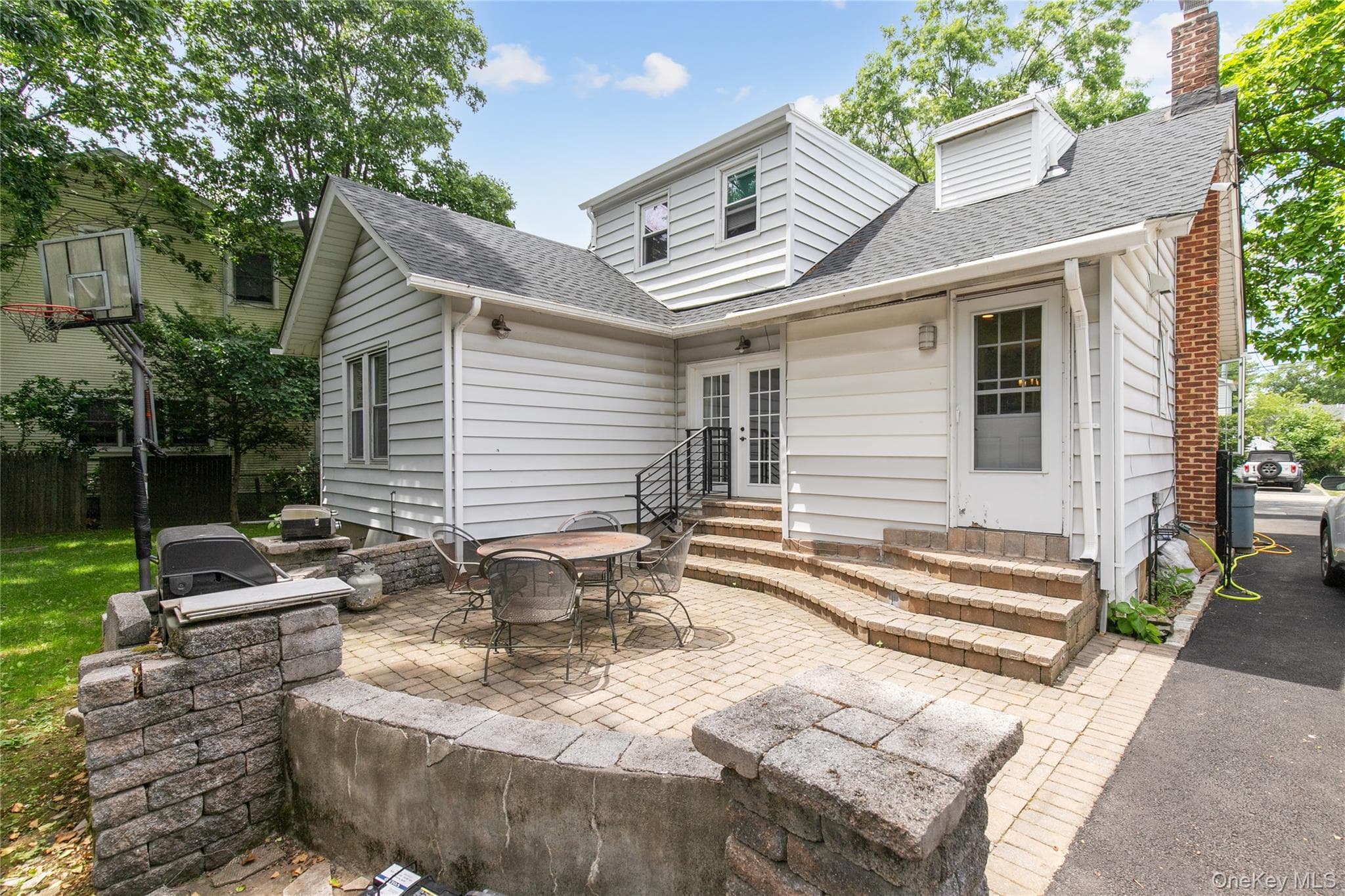 367 Summit Avenue thumbnail 24