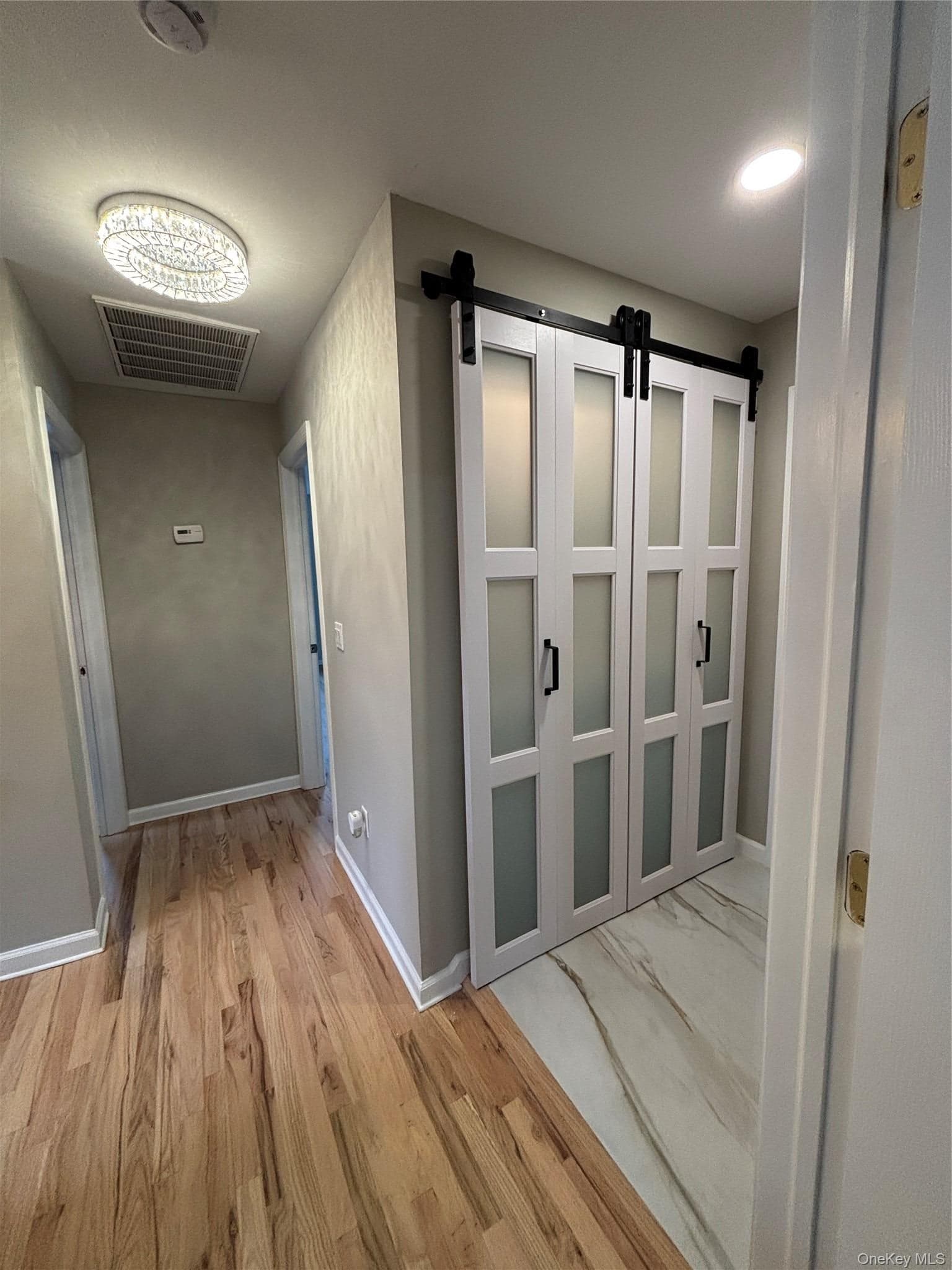 38 Hallock Avenue thumbnail 30