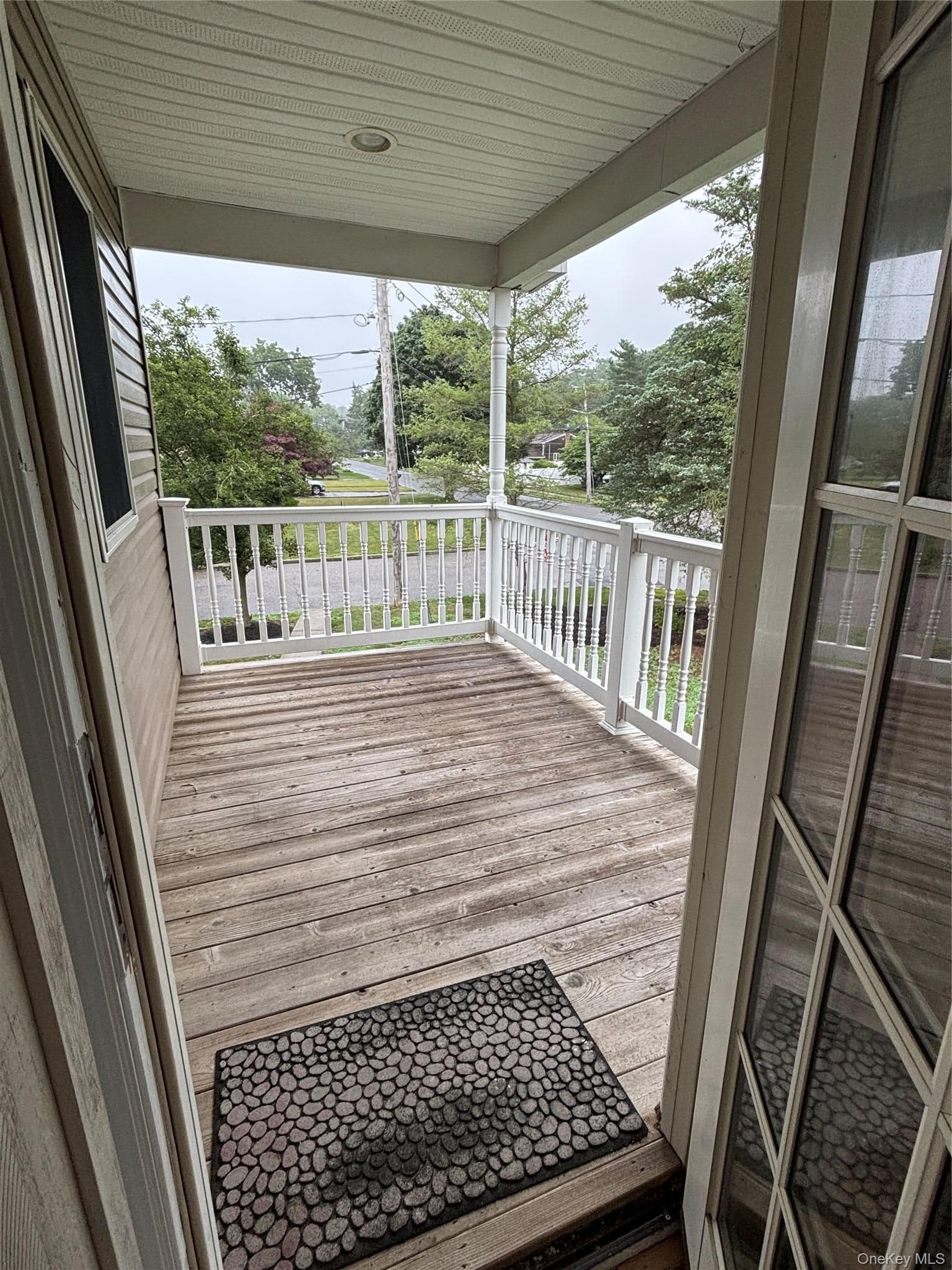 38 Hallock Avenue thumbnail 17