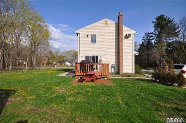 18 Larsen Avenue thumbnail 2
