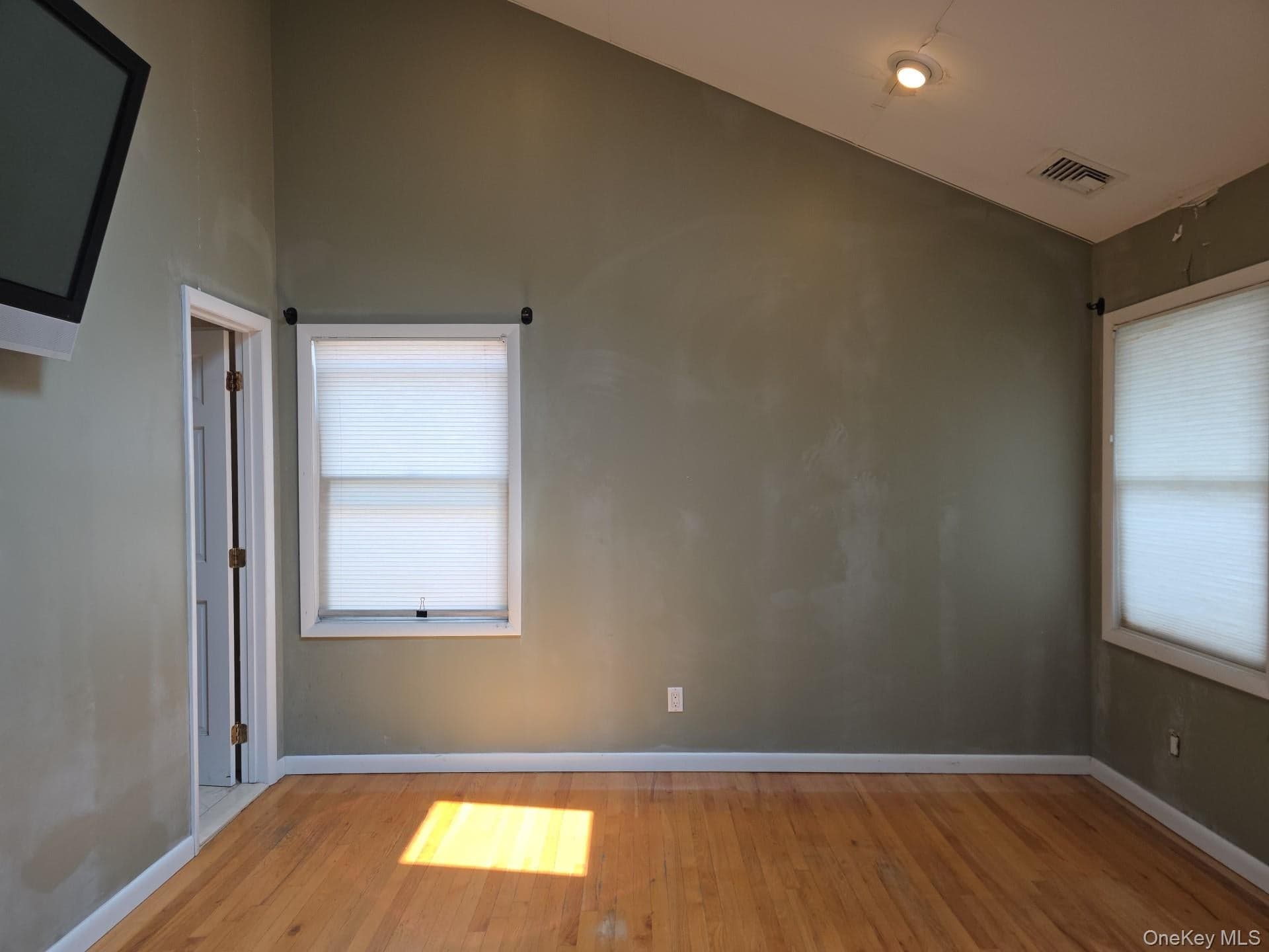 2871 Shore Road thumbnail 14