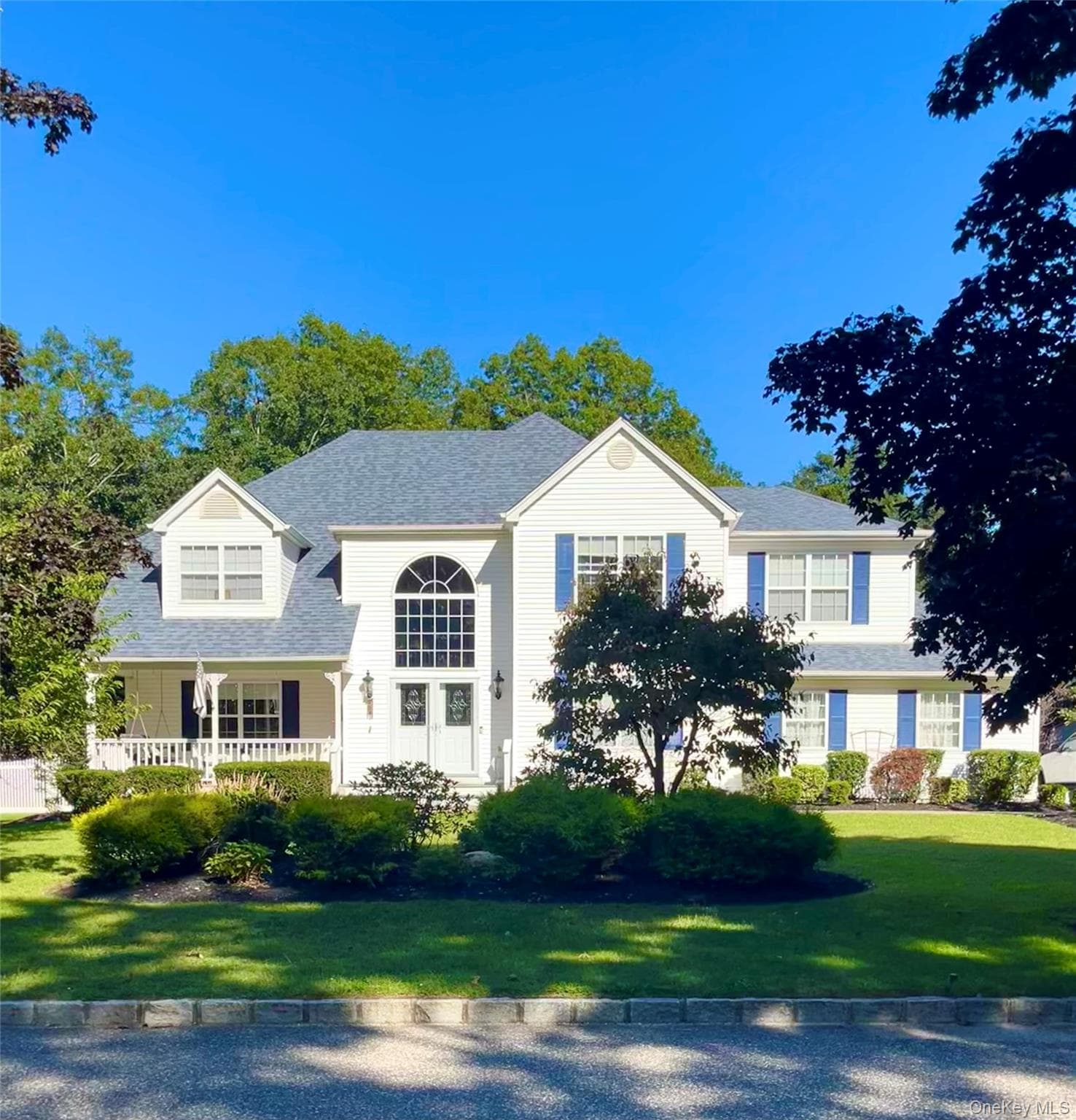 15 Silas Woods Road, Manorville