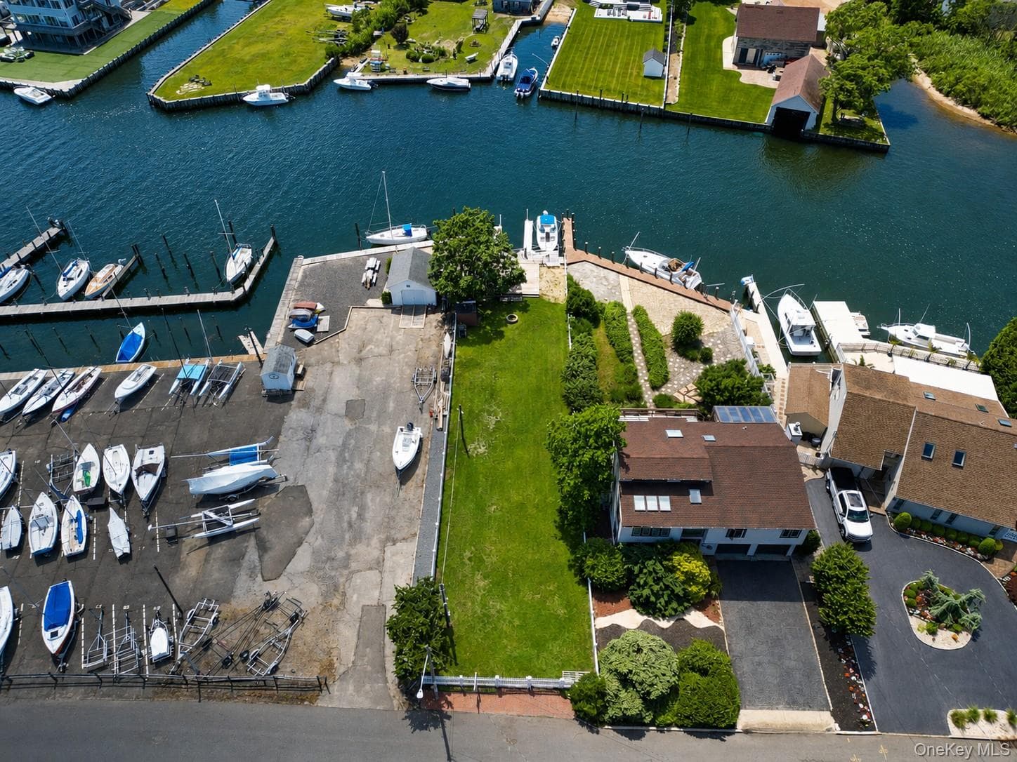 35 Shore Road thumbnail 2